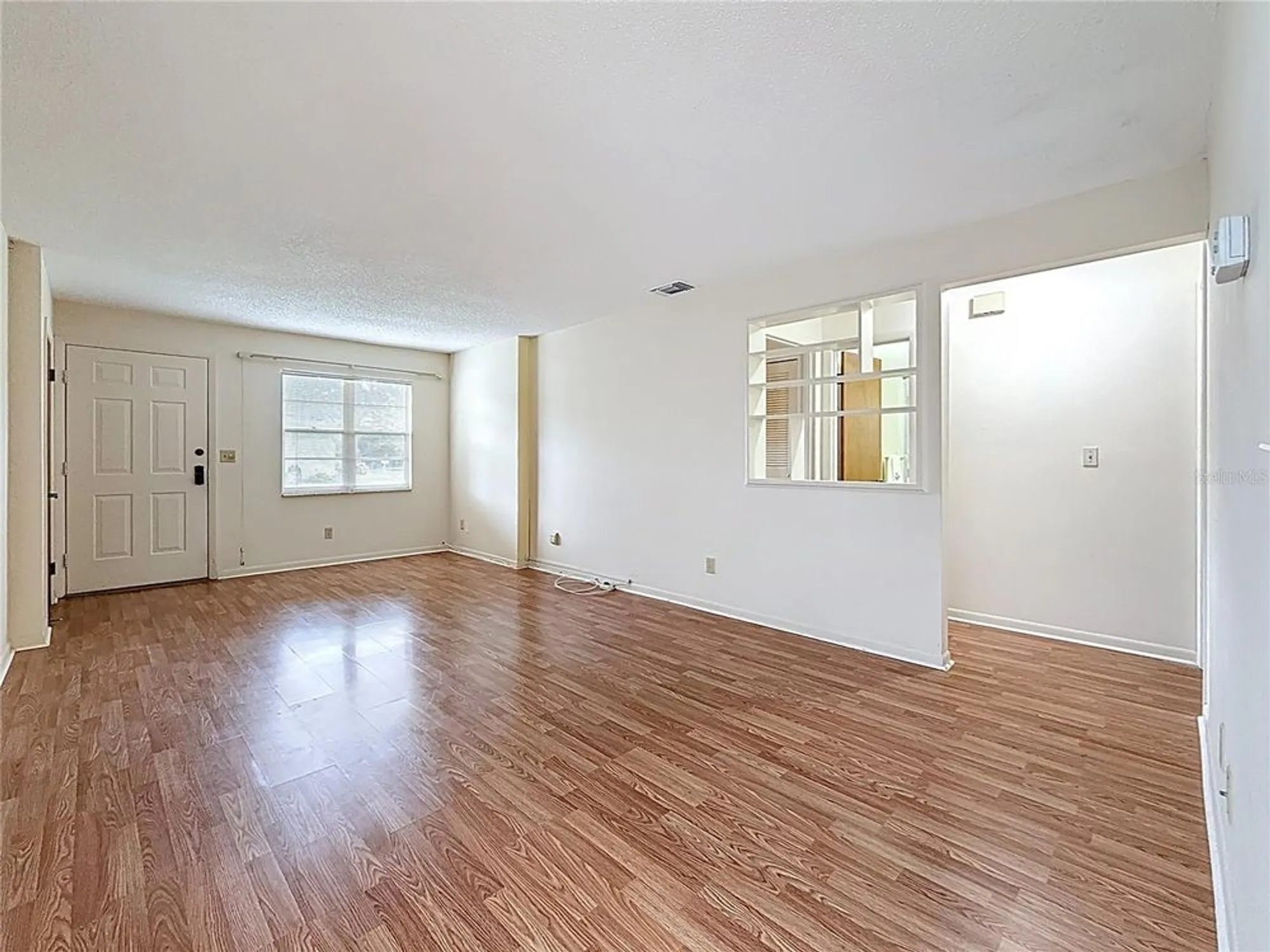 Property Slideshow image 4 of 20 | 1160 orange tree cir d, Palm Harbor, FL, 34684