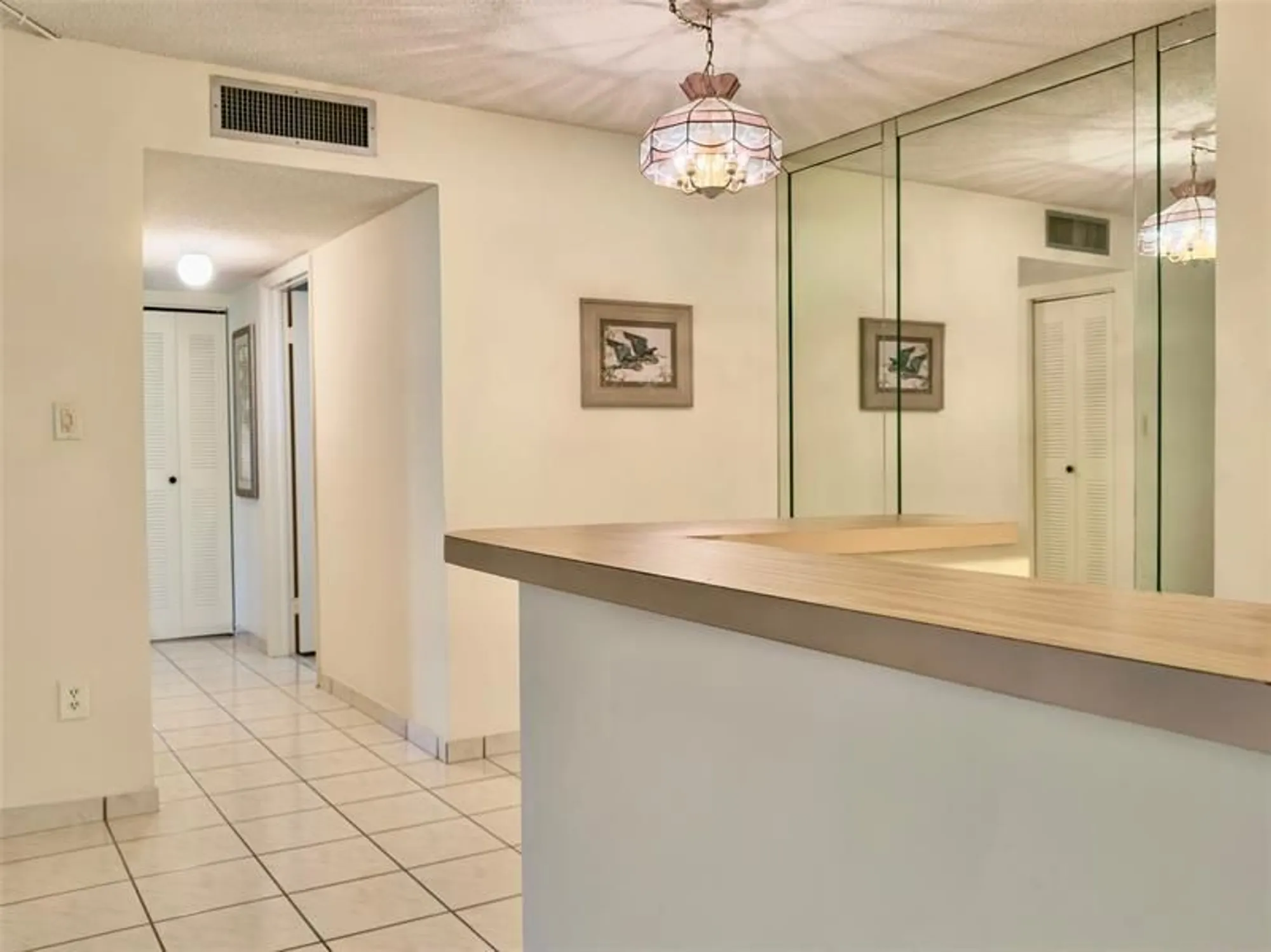 Property Slideshow image 19 of 51 | 9988 n belfort cir 111, Tamarac, FL, 33321