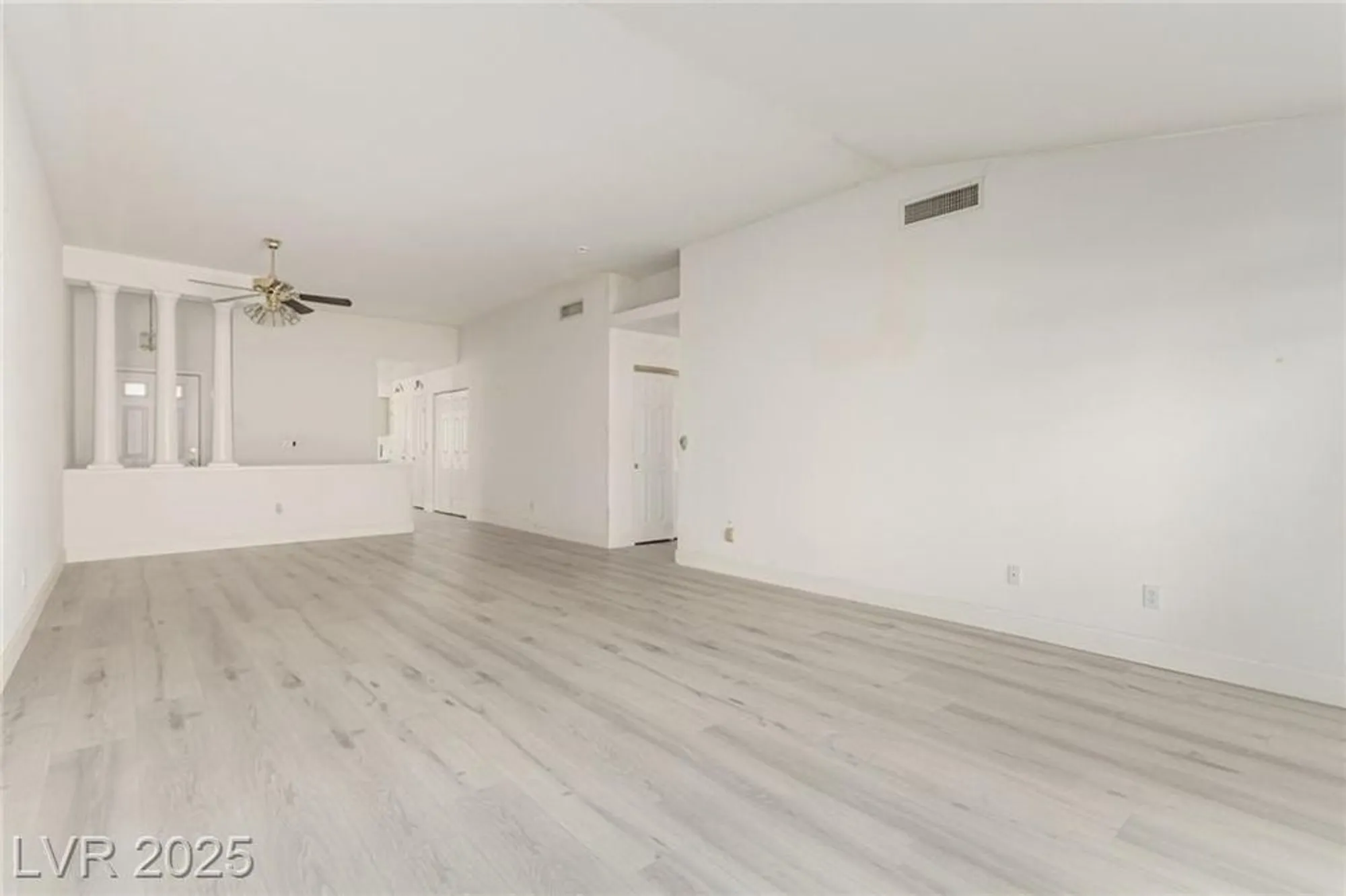 Property Slideshow image 6 of 28 | 4908 winterset dr, Las Vegas, NV, 89130