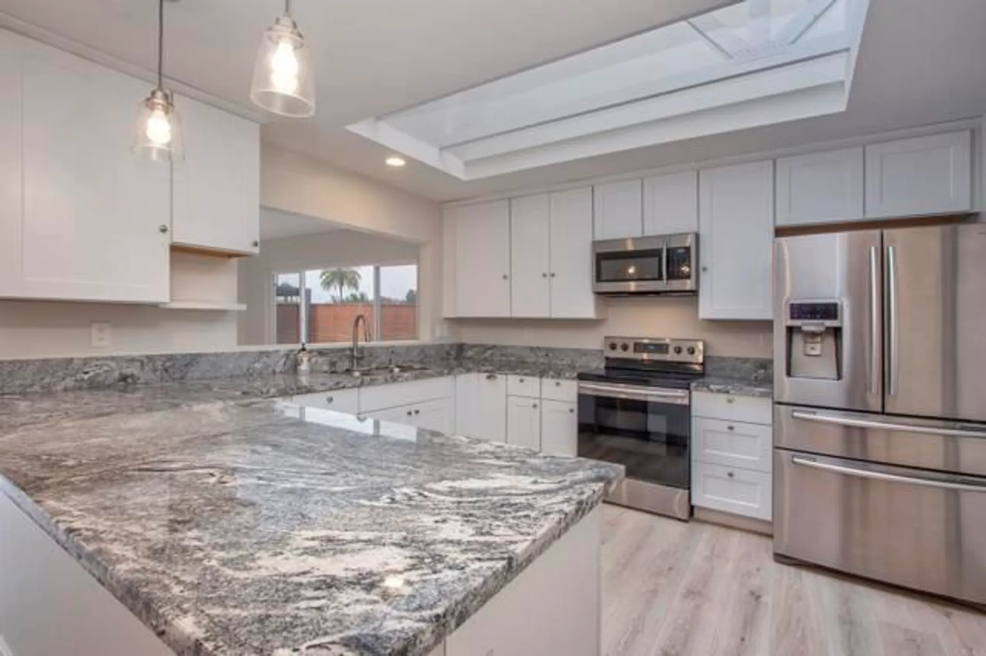 Property Slideshow image 5 of 25 | 984 san pablo dr, San Marcos, CA, 92078