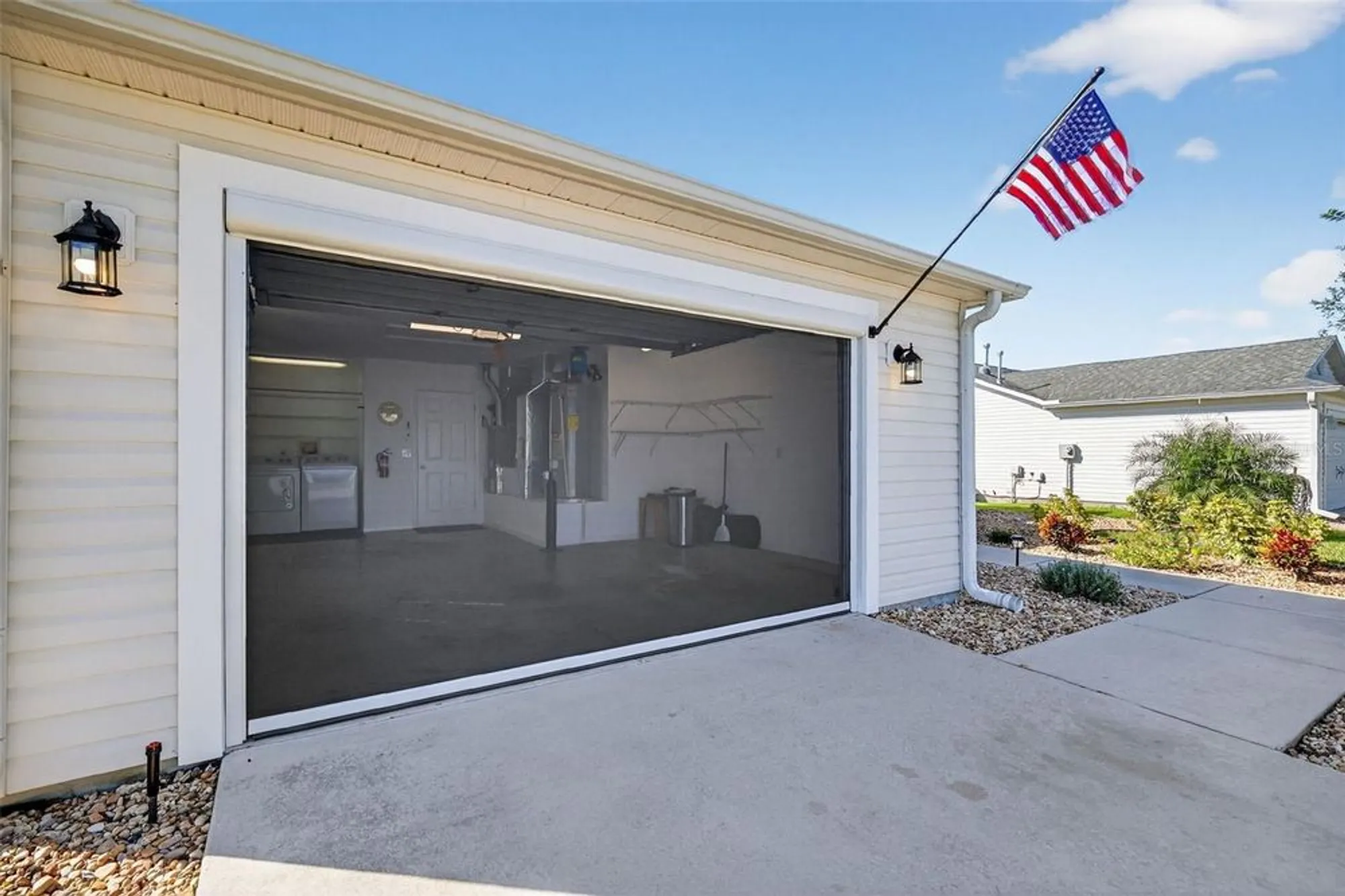 Property Slideshow image 34 of 39 | 17076 se 96th chapelwood cir, The Villages, FL, 32162