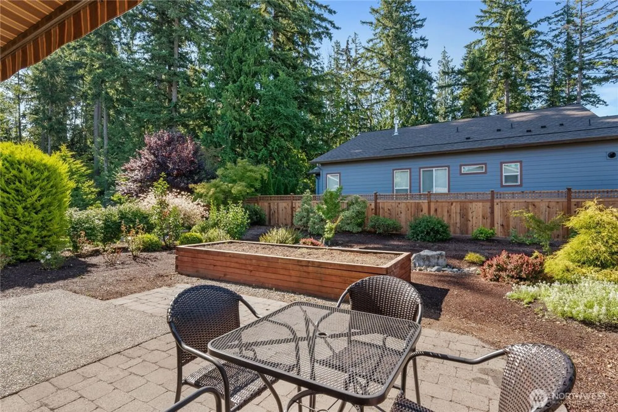 Property Slideshow image 25 of 28 | 18518 146th st, Bonney Lake, WA, 98391