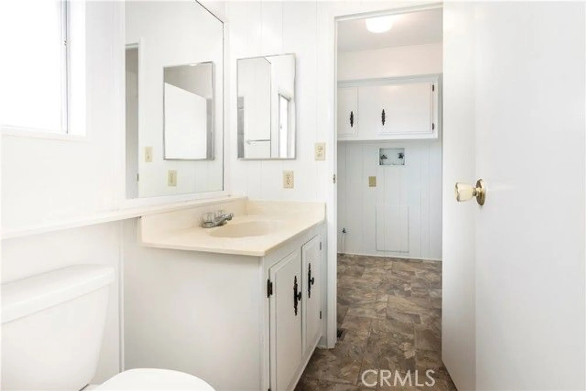 Property Slideshow image 18 of 34 | 2918 dogwood way, Hemet, CA, 92545