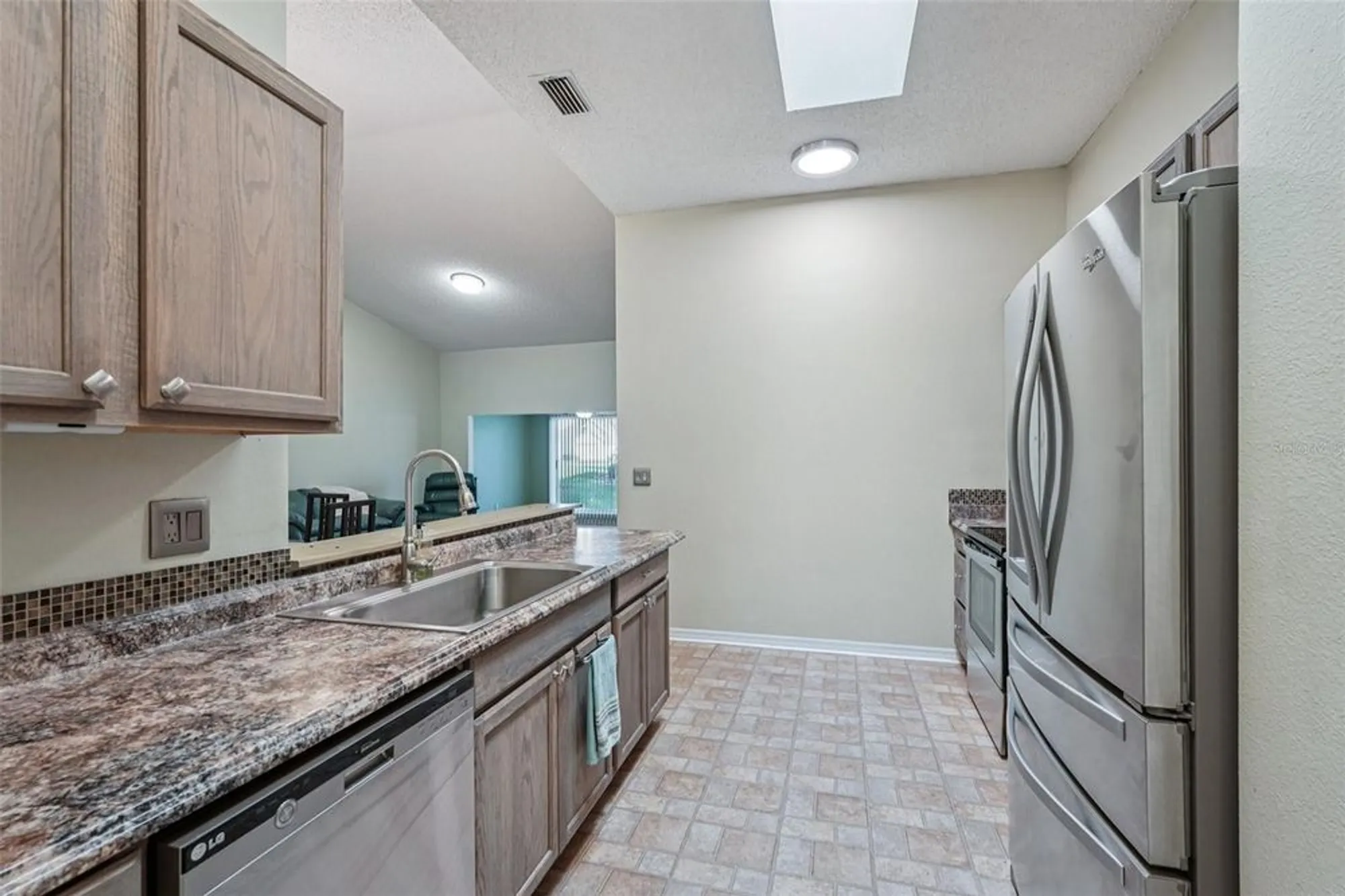 Property Slideshow image 11 of 55 | 2411 nantucket harbor loop, Sun City Center, FL, 33573