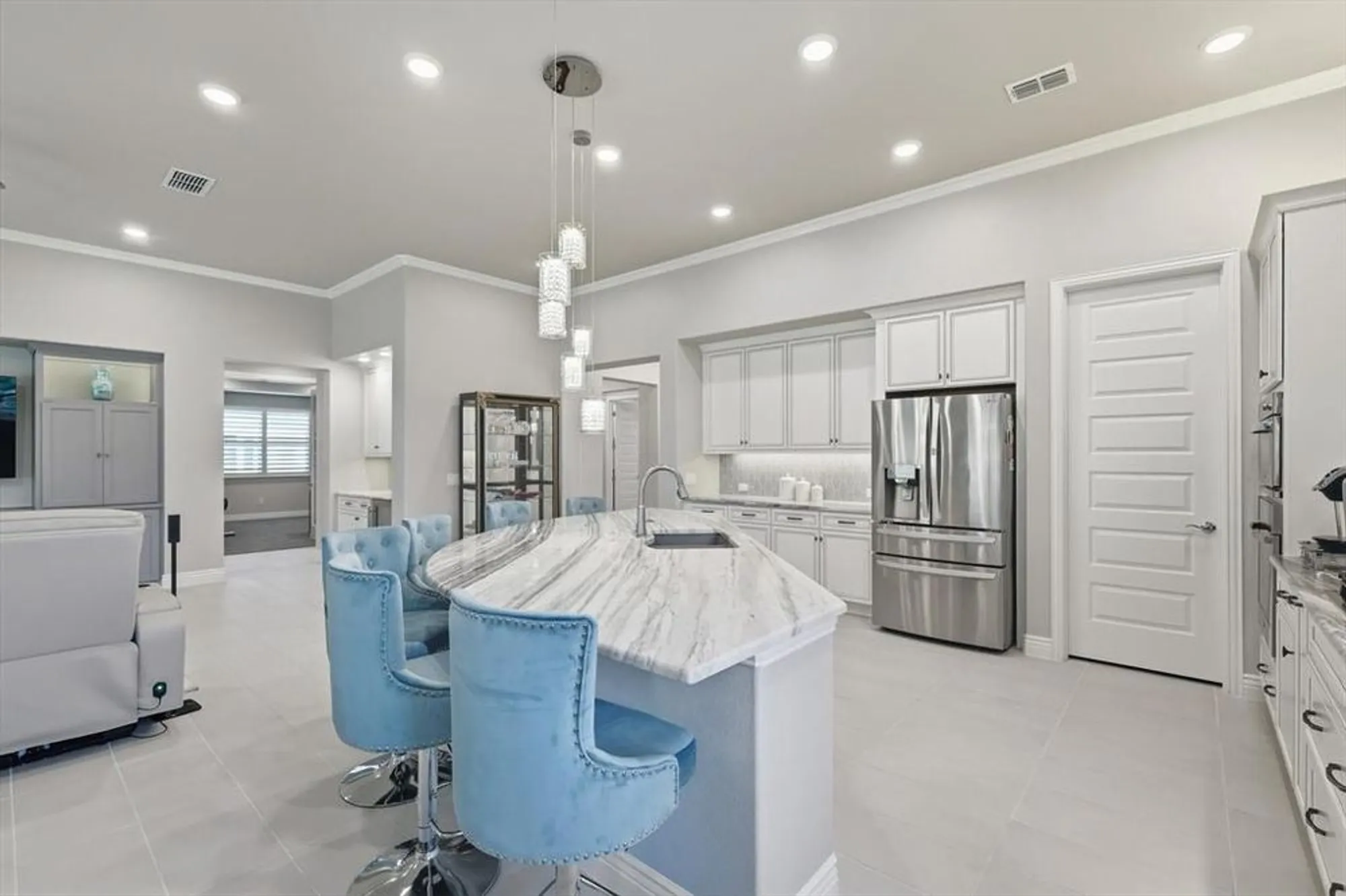 Property Slideshow image 12 of 35 | 10008 baywood ct, Denton, TX, 76207