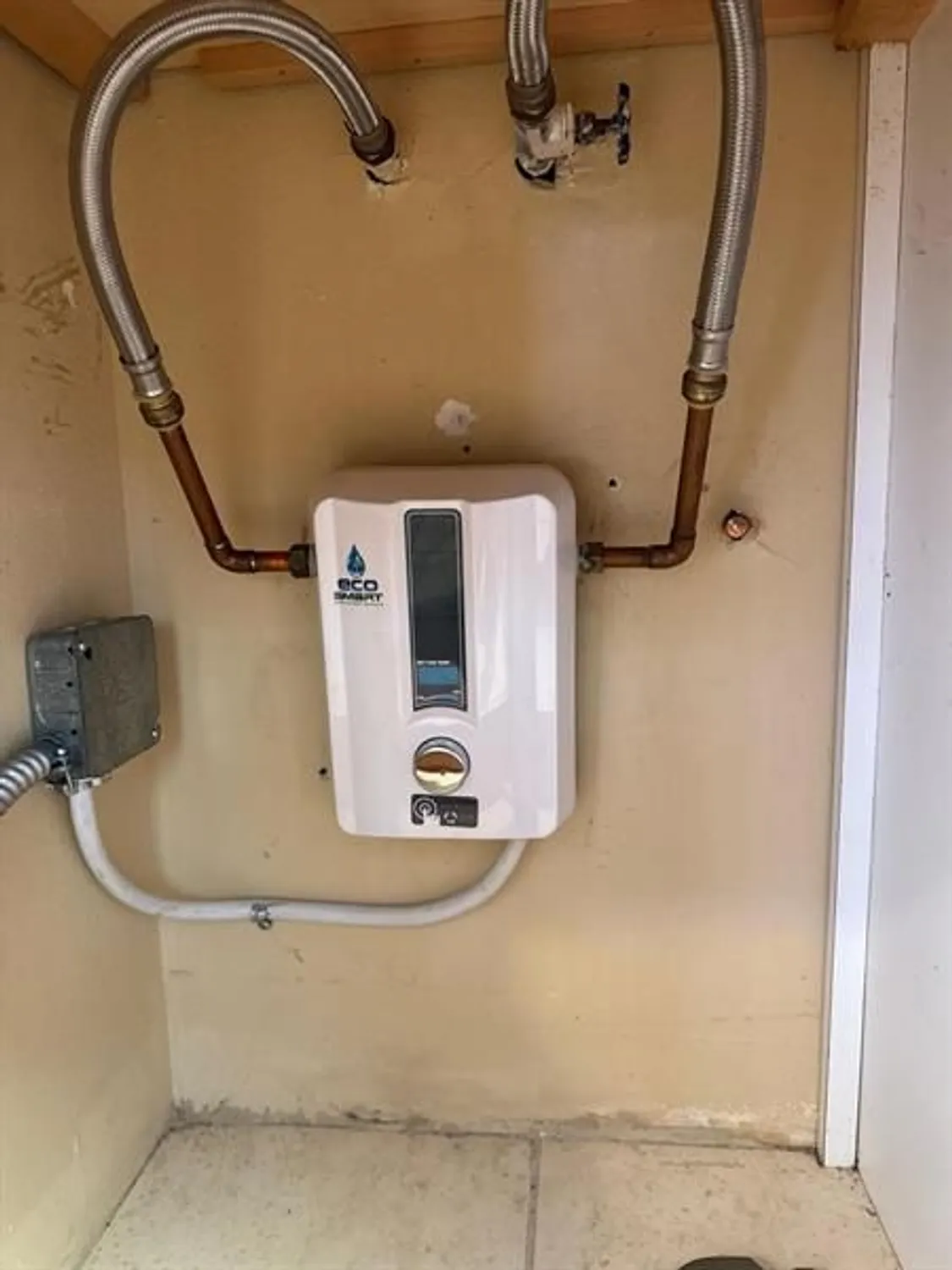 Property Slideshow image 60 of 60 | 900 colony point cir 407, Pembroke Pines, FL, 33026