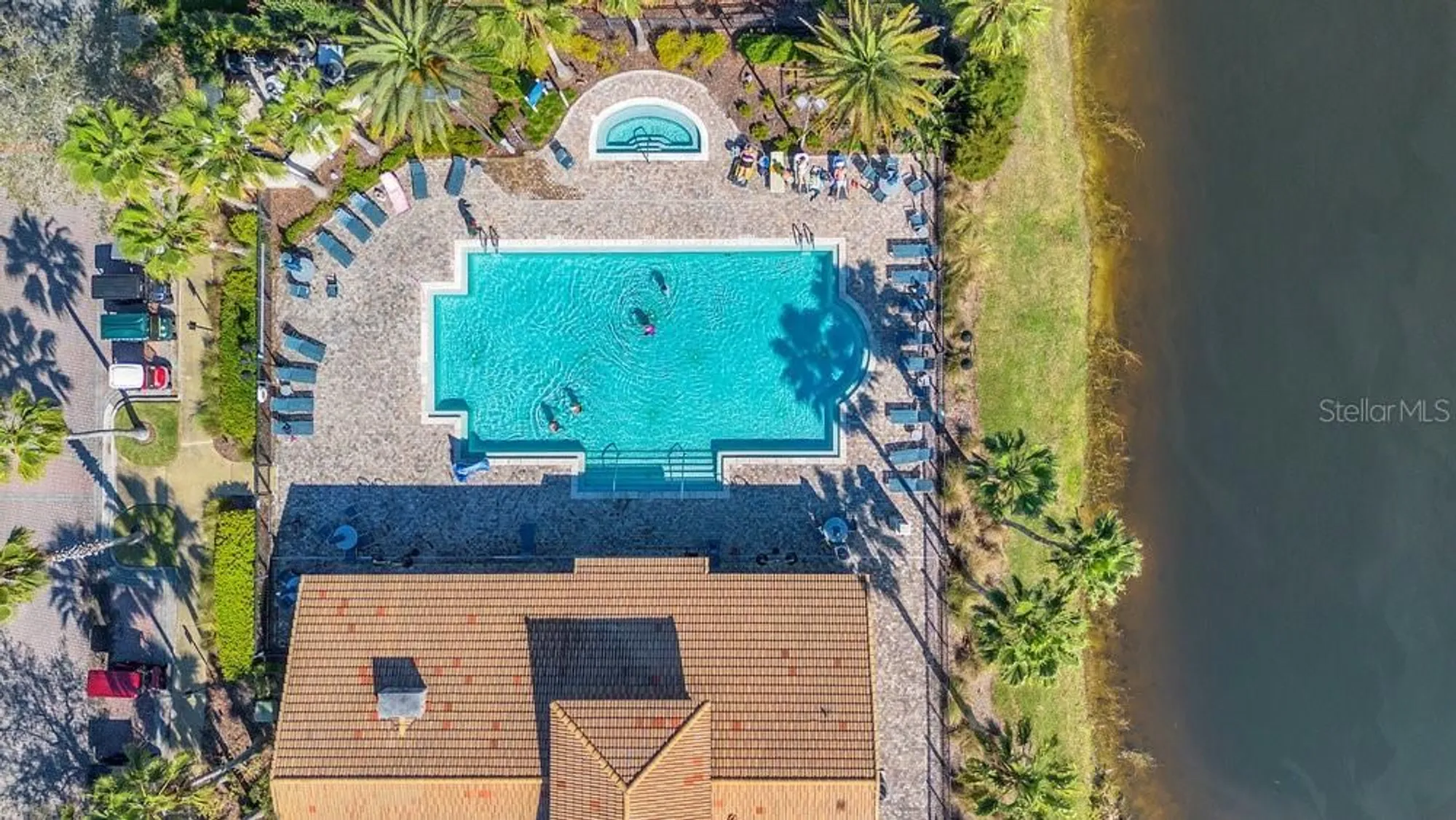 Property Slideshow image 38 of 46 | 340 grand canal dr, Poinciana, FL, 34759