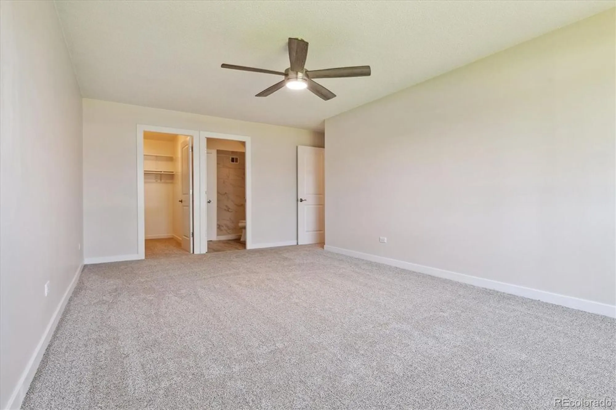 Property Slideshow image 13 of 50 | 715 s alton way 5a, Denver, CO, 80247