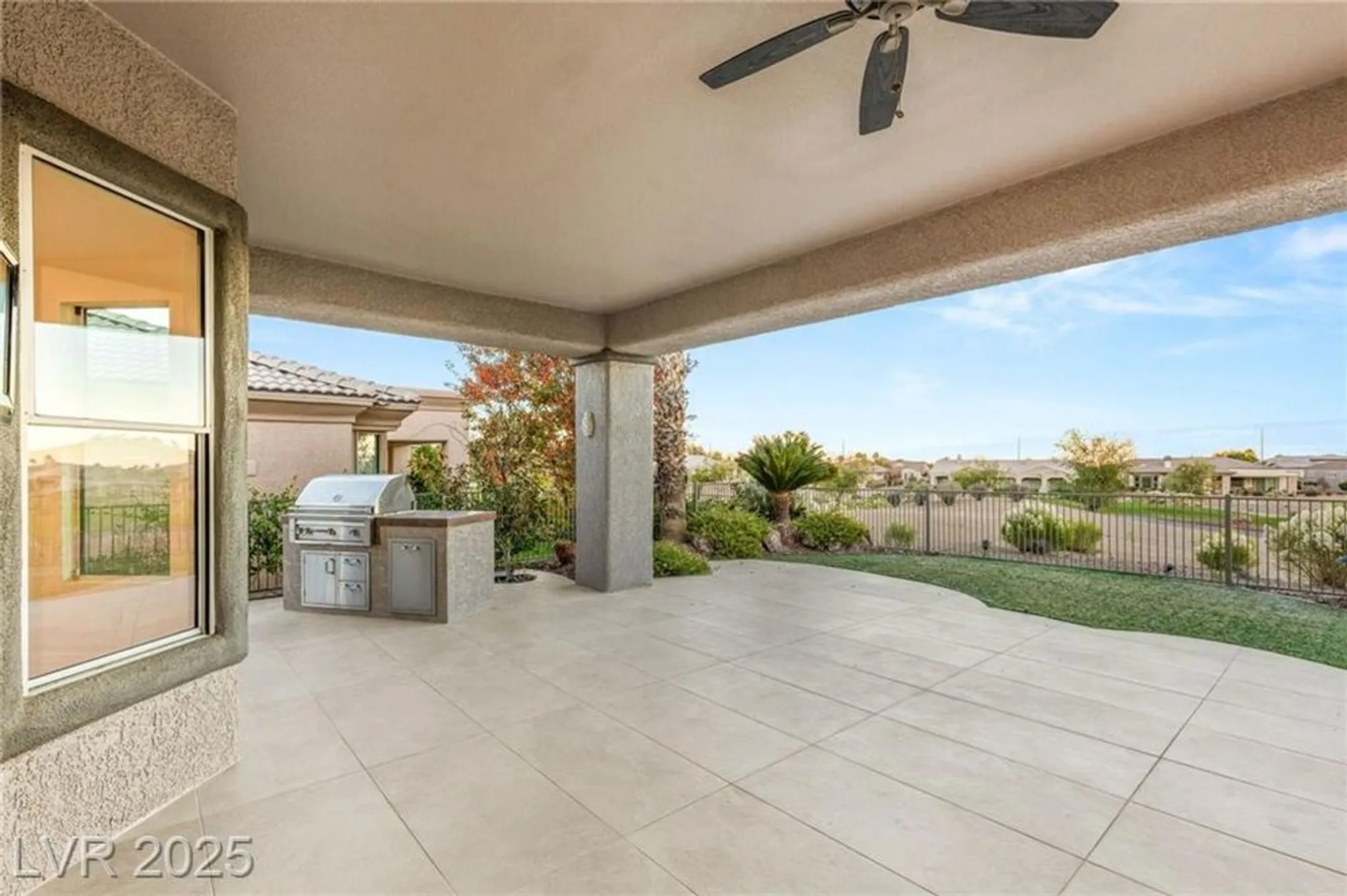 Property Slideshow image 43 of 66 | 4754 riva de romanza st, Las Vegas, NV, 89135