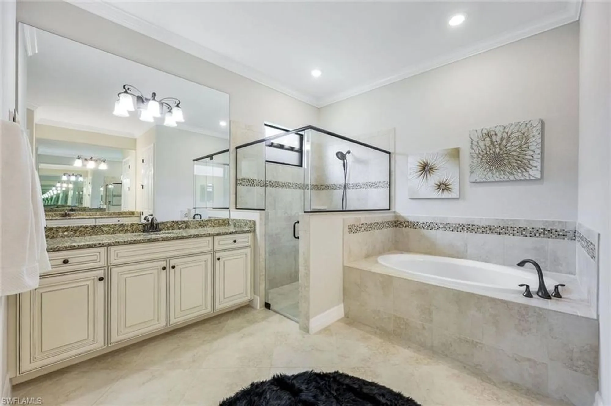 Property Slideshow image 15 of 38 | 28087 kerry ct, Bonita Springs, FL, 34135