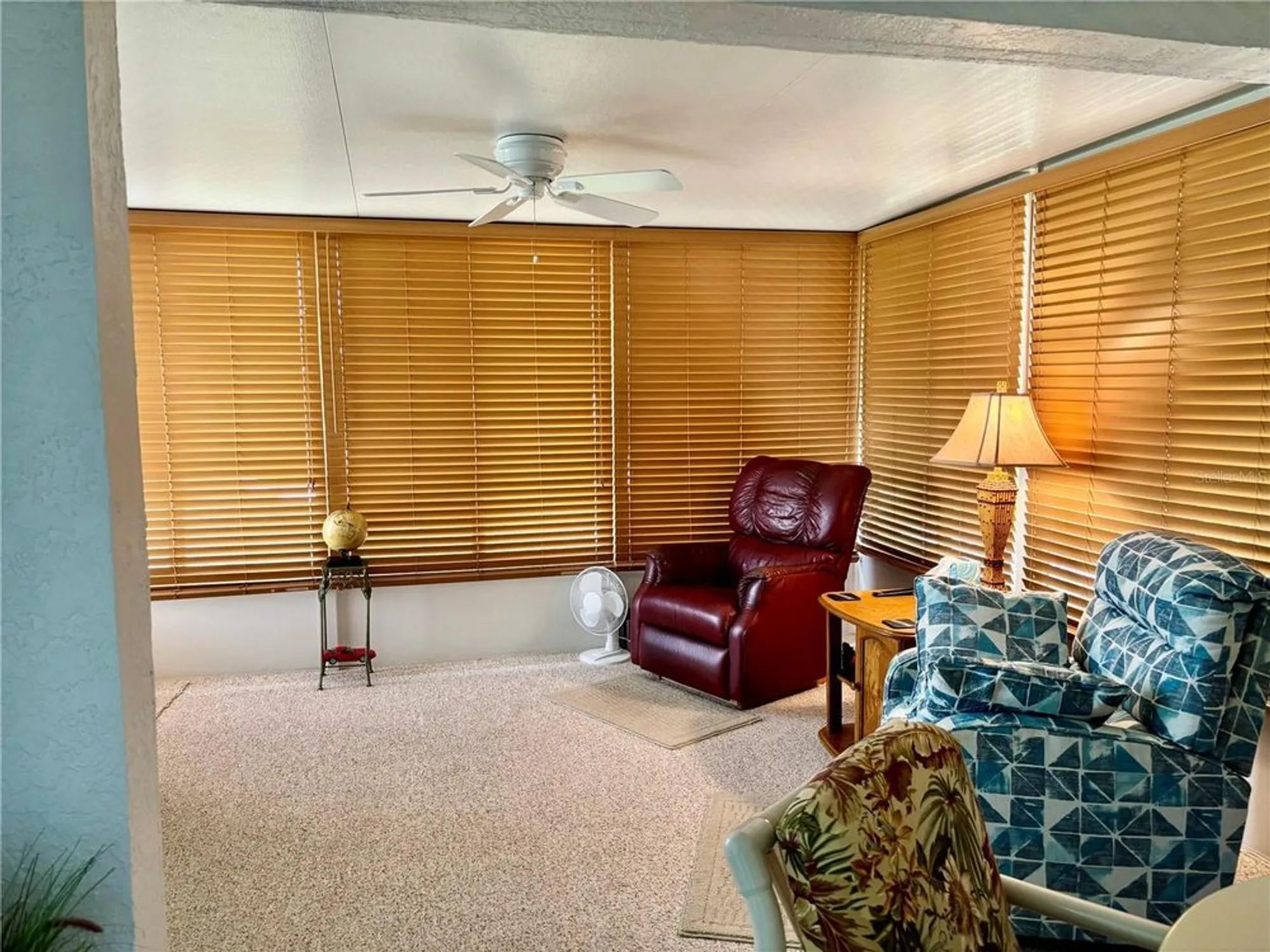 Property Slideshow image 19 of 35 | 2002 e del webb blvd, Sun City Center, FL, 33573