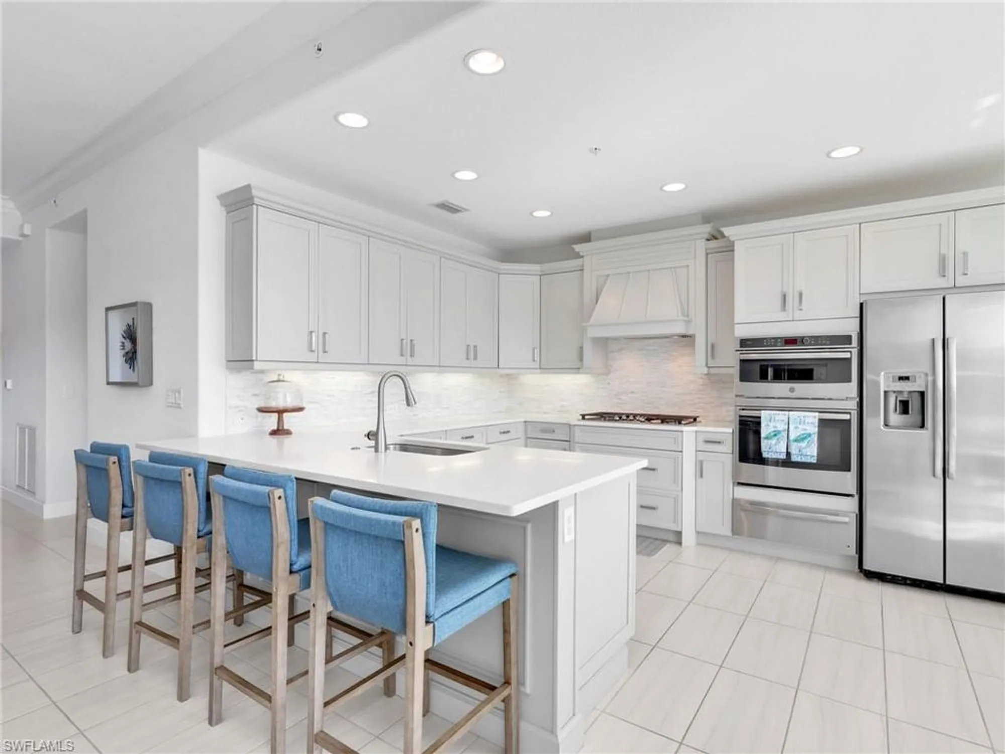 Property Slideshow image 13 of 49 | 8012 signature club cir unit 101, Naples, FL, 34113