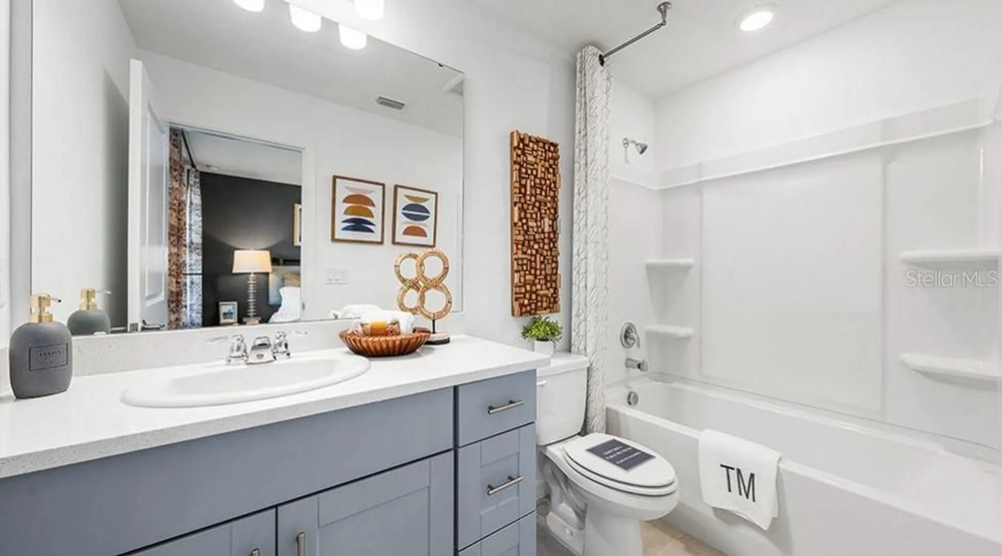 Property Slideshow image 15 of 26 | 16527 san nicola pl, Bradenton, FL, 34211