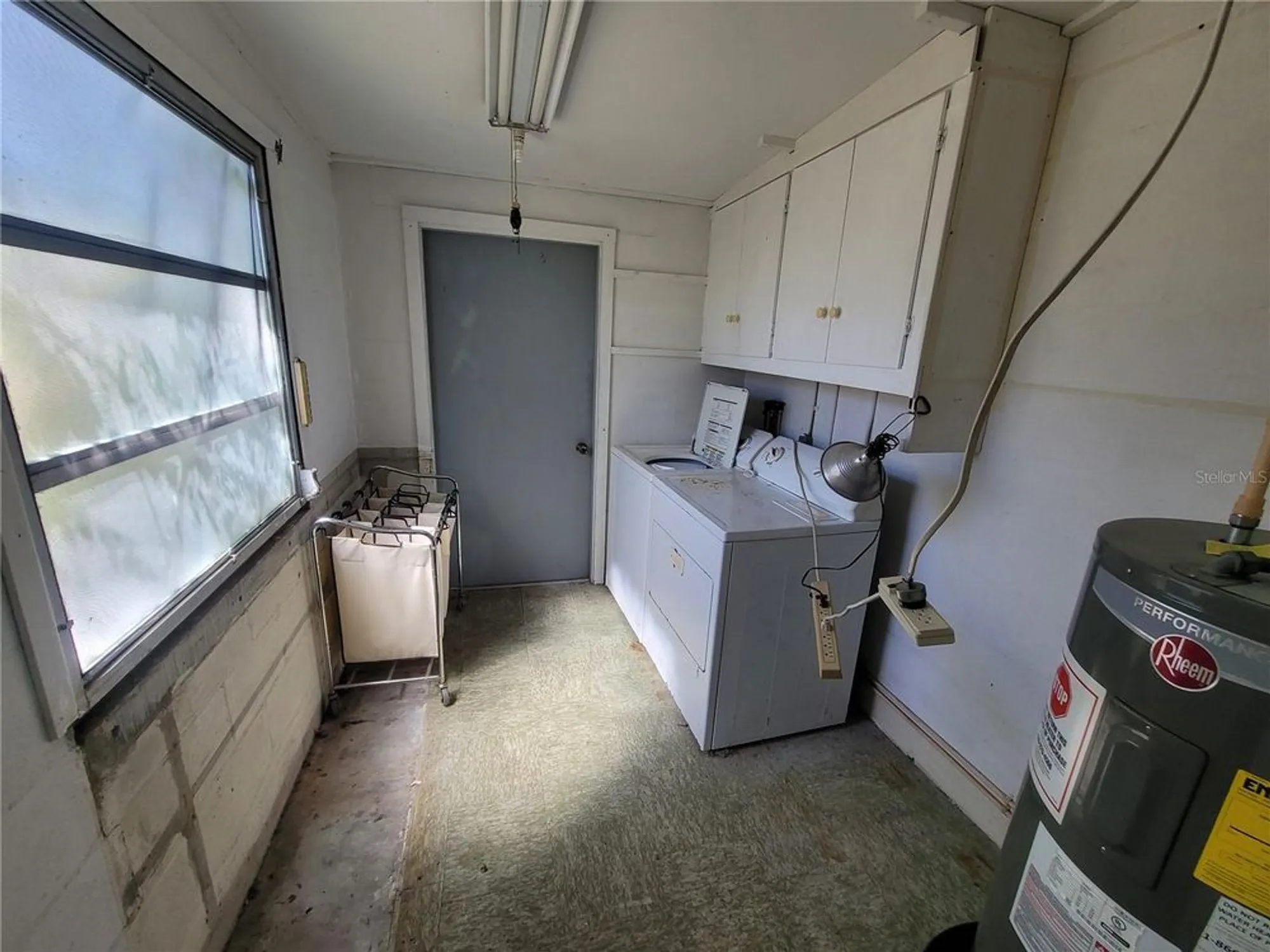 Property Slideshow image 33 of 44 | 823 la jolla ave, Sun City Center, FL, 33573
