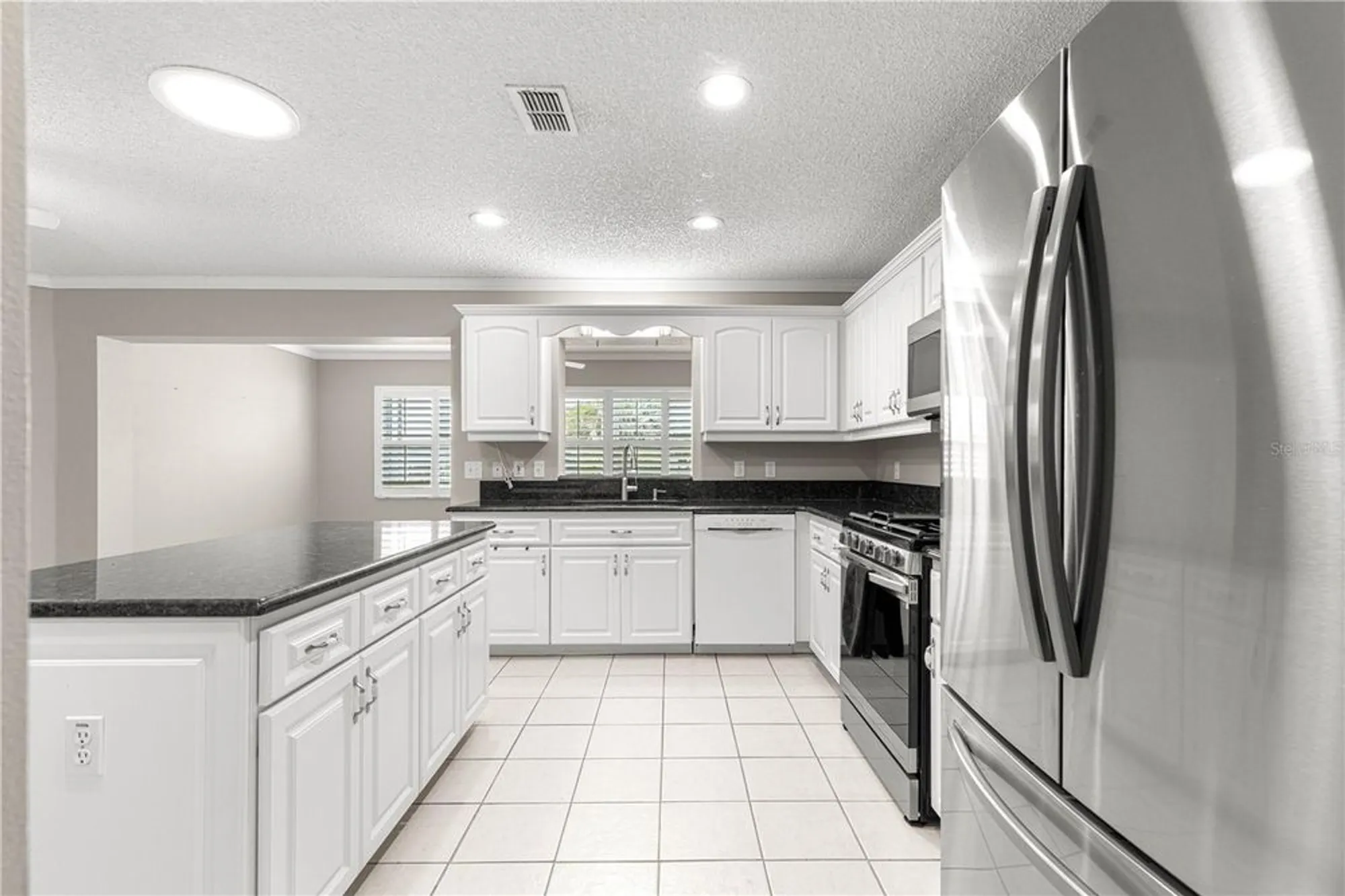 Property Slideshow image 10 of 49 | 9878 sw 97th ln, Ocala, FL, 34481