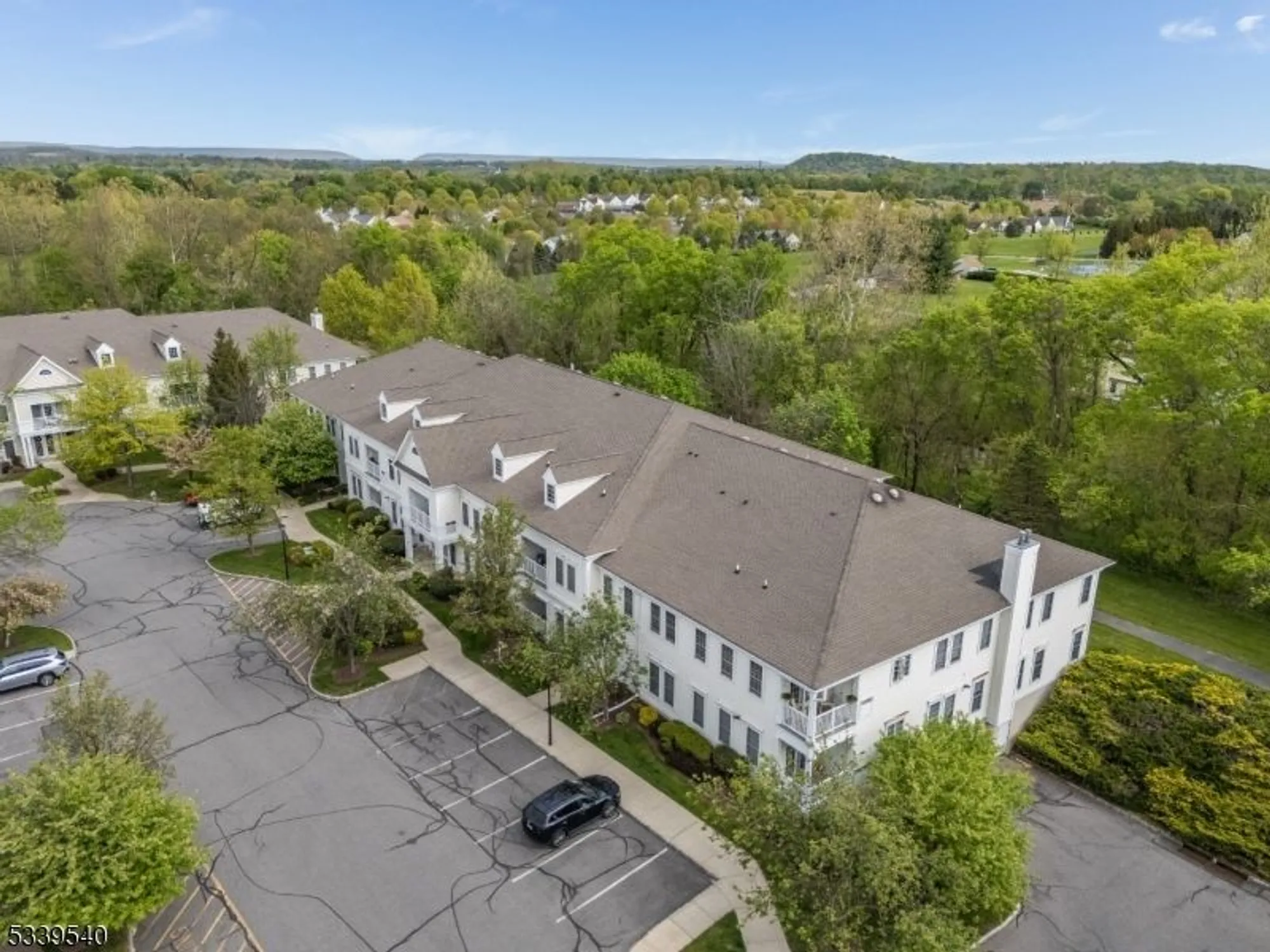 Property Slideshow image 42 of 48 | 6015 brookfield glen dr # 15, Belvidere, NJ, 07823