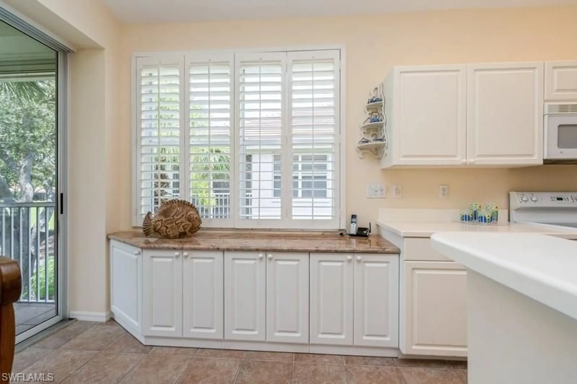 Property Slideshow image 12 of 35 | 25276 pelican creek cir 202, Bonita Springs, FL, 34134