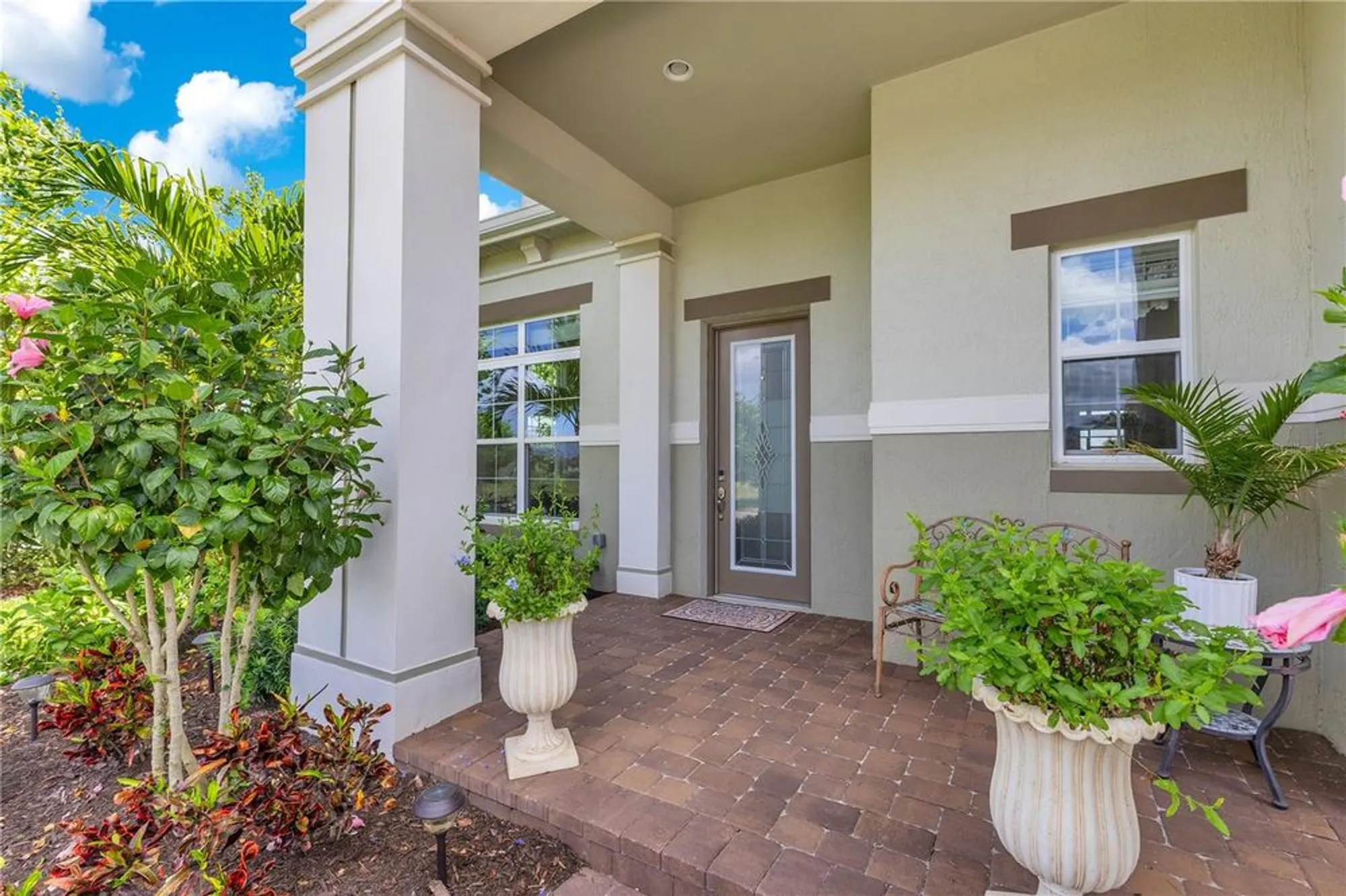 Property Slideshow image 4 of 77 | 2672 meadowedge loop, Saint Cloud, FL, 34772