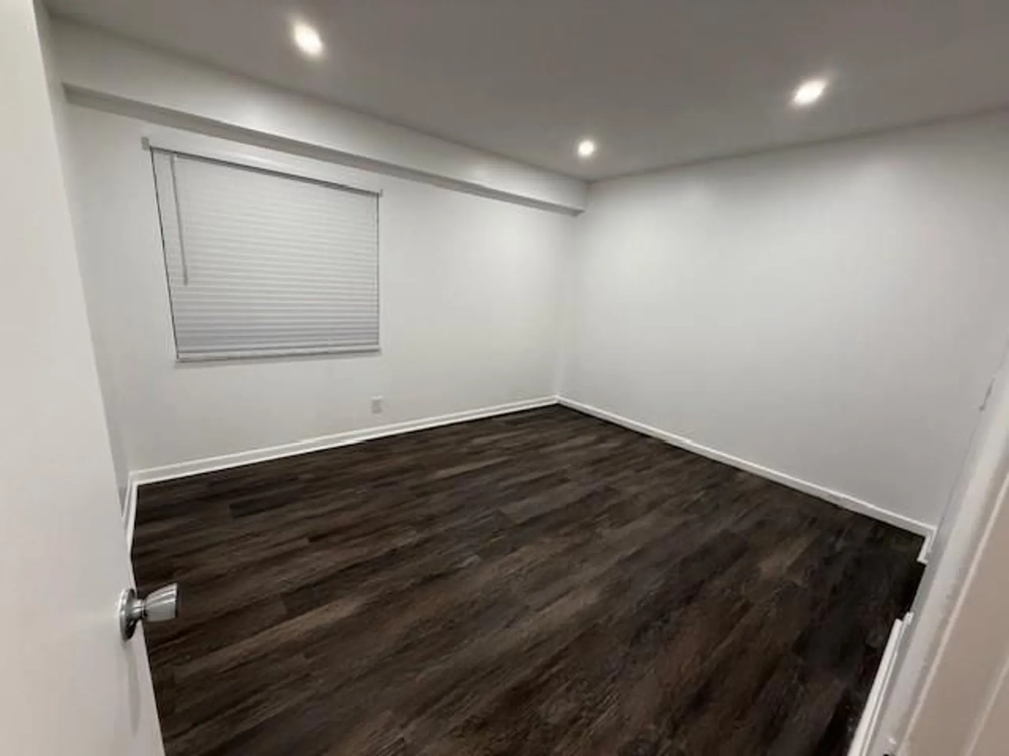 Property Slideshow image 7 of 26 | 1200 sw 124th ter apt 405, Pembroke Pines, FL, 33027