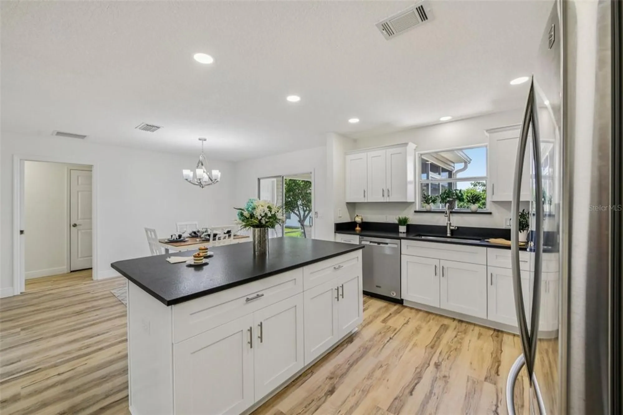 Property Slideshow image 14 of 53 | 2746 edwards ln, The Villages, FL, 32162