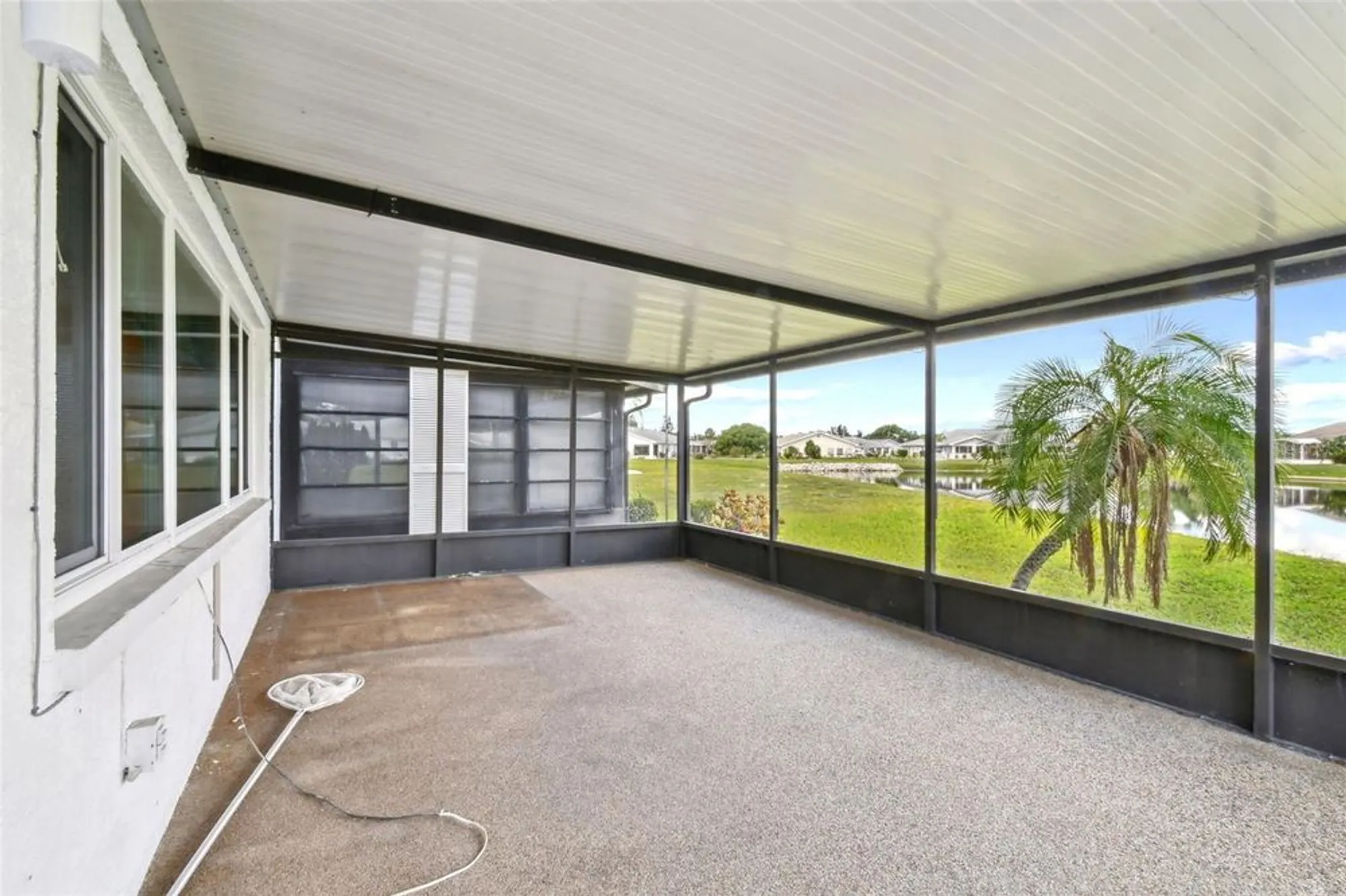 Property Slideshow image 24 of 28 | 912 e del webb blvd, Sun City Center, FL, 33573