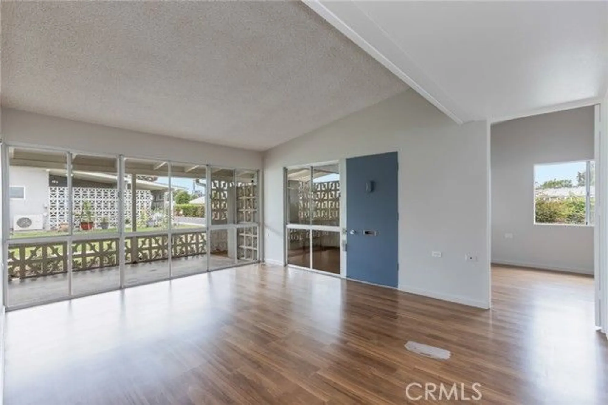 Property Slideshow image 16 of 49 | 1462 golden rain rd, Seal Beach, CA, 90740