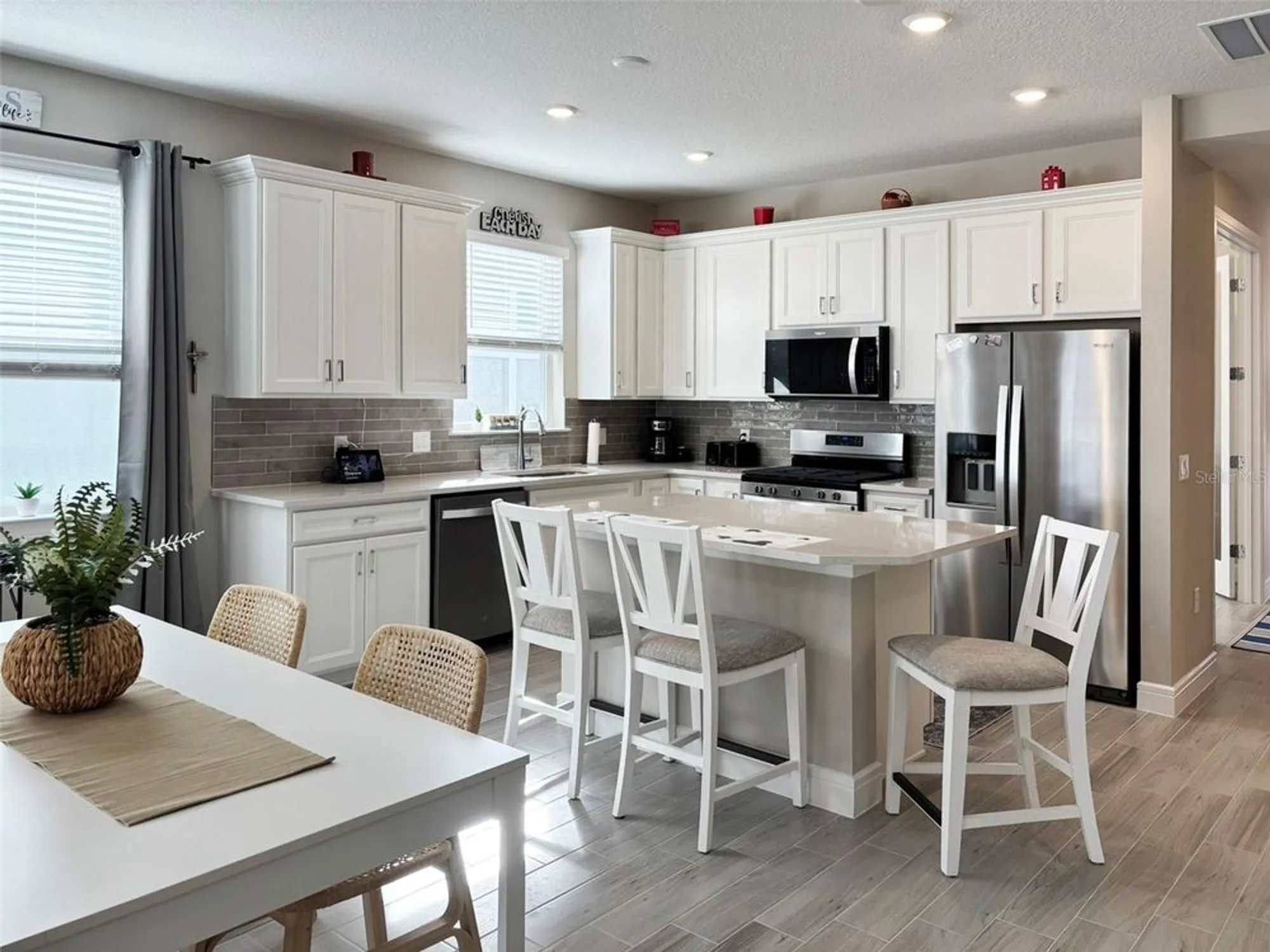 Property Slideshow image 11 of 40 | 13545 pearl beach st, Winter Garden, FL, 34787