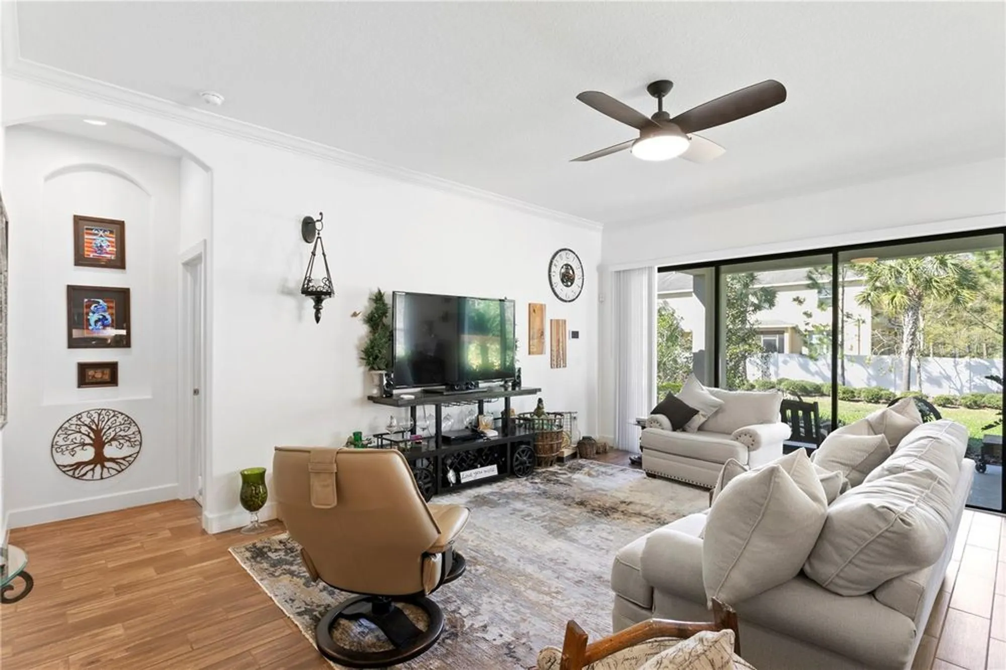 Property Slideshow image 7 of 68 | 20173 umbria hill dr, Tampa, FL, 33647