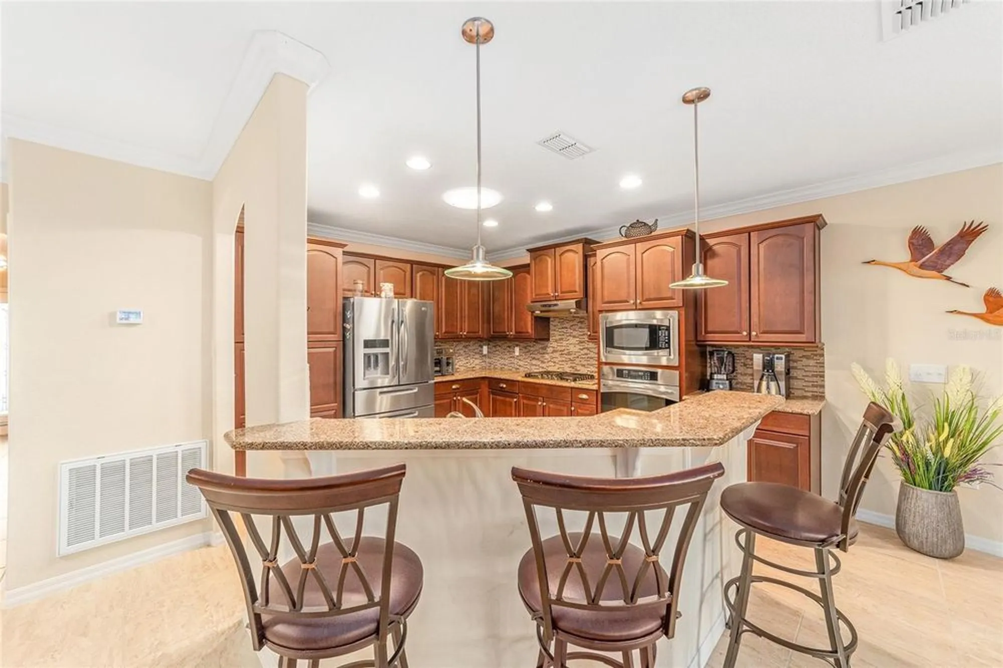 Property Slideshow image 14 of 58 | 26555 manassas dr, Leesburg, FL, 34748
