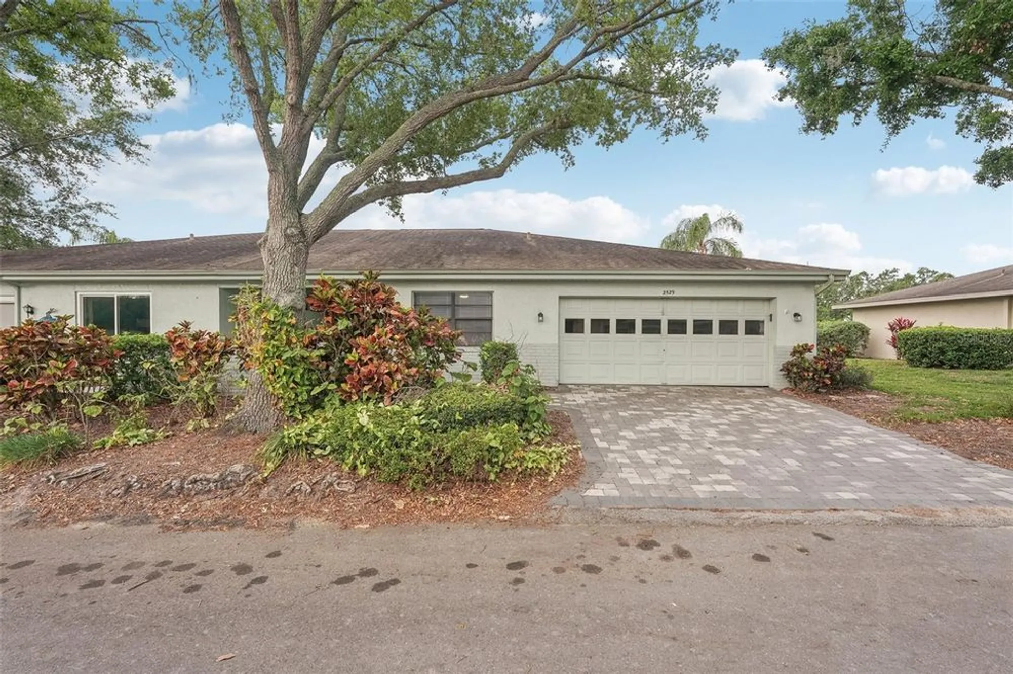 Property Slideshow image 53 of 57 | 2529 lancaster dr, Sun City Center, FL, 33573