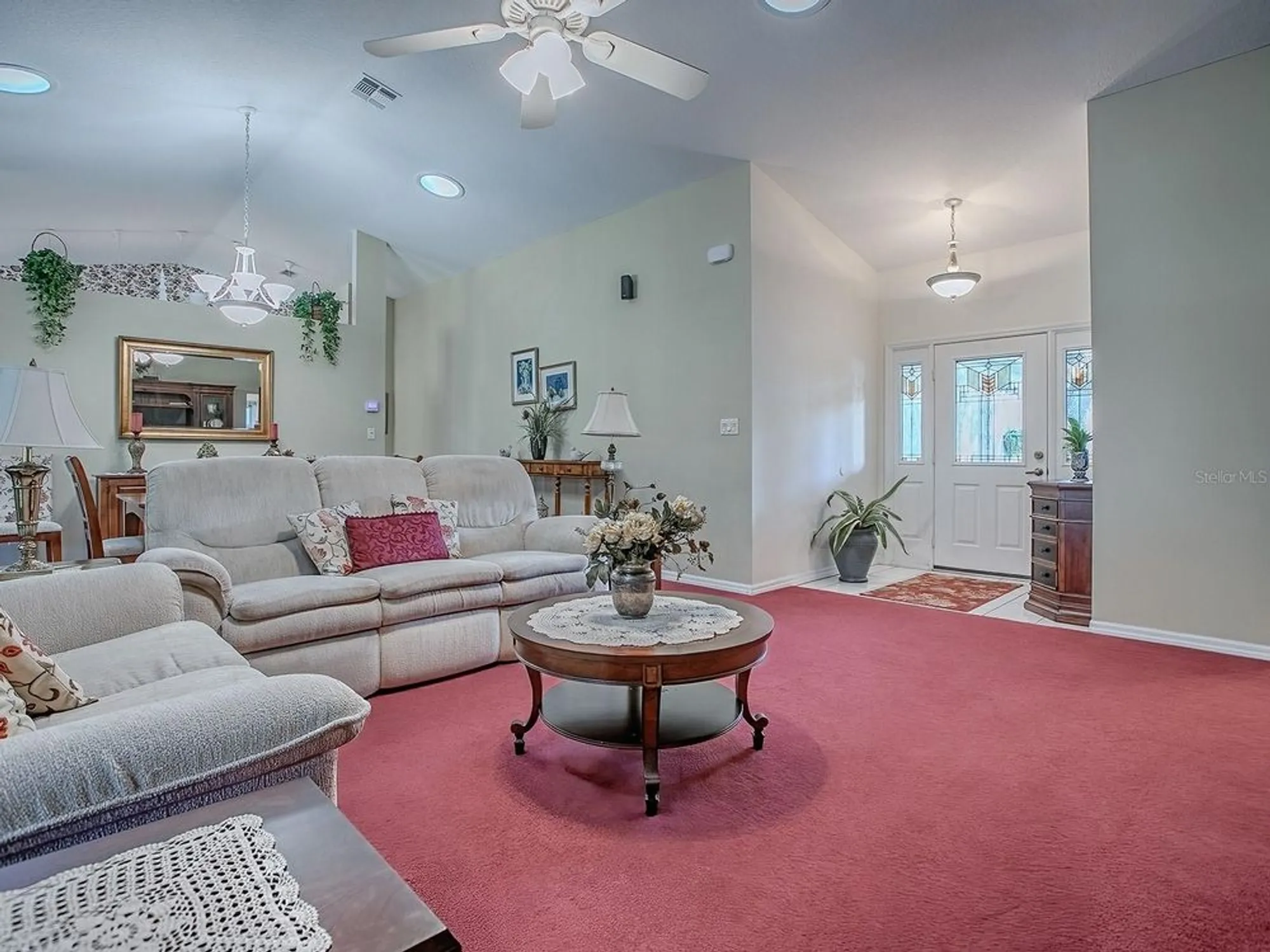Property Slideshow image 8 of 62 | 25749 whisper oaks rd, Leesburg, FL, 34748