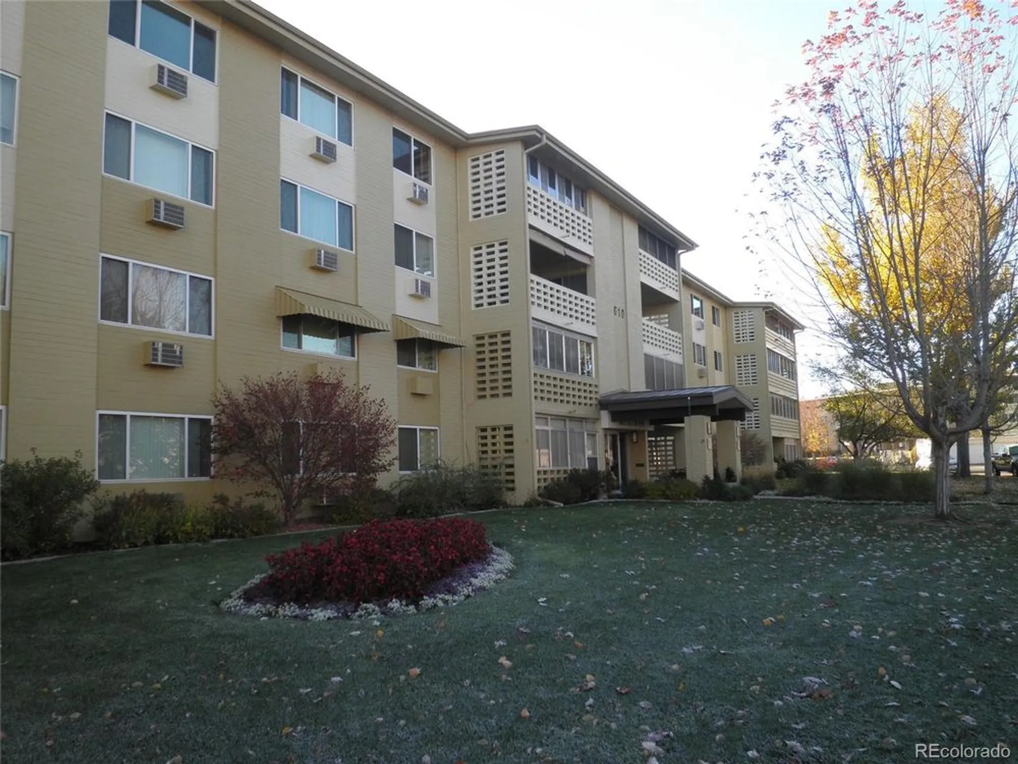 Property Slideshow image 21 of 50 | 610 s alton way apt 8d, Denver, CO, 80247