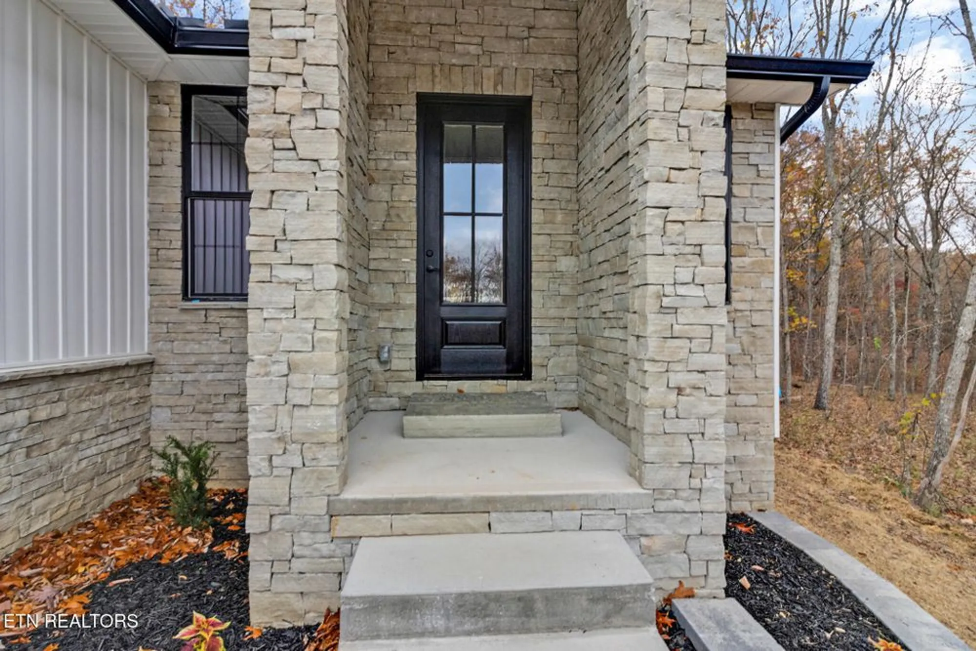 Property Slideshow image 4 of 36 | 13 norwich ter, Crossville, TN, 38558