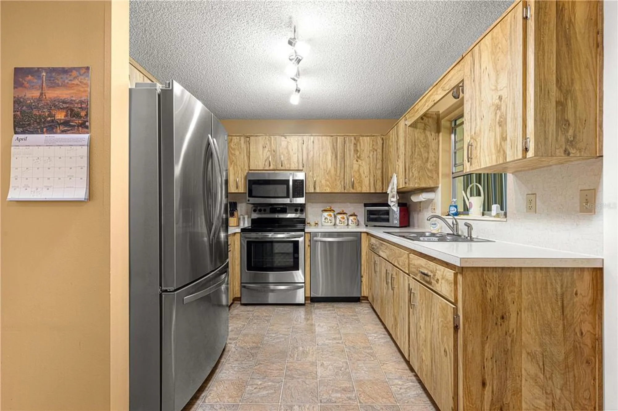 Property Slideshow image 20 of 28 | 8747 sw 98th street rd f, Ocala, FL, 34481