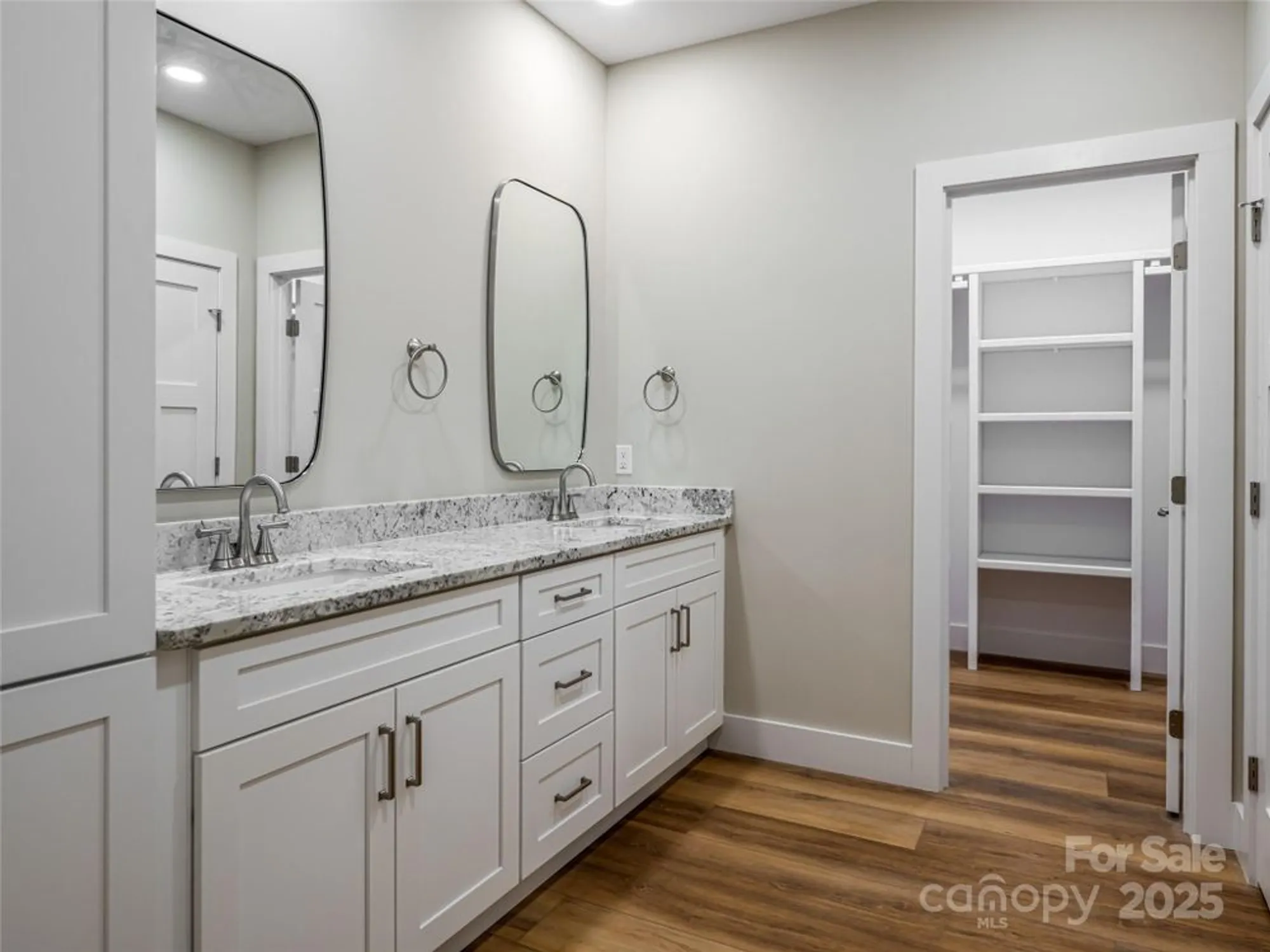 Property Slideshow image 28 of 48 | 281 carriage crest dr, Hendersonville, NC, 28791