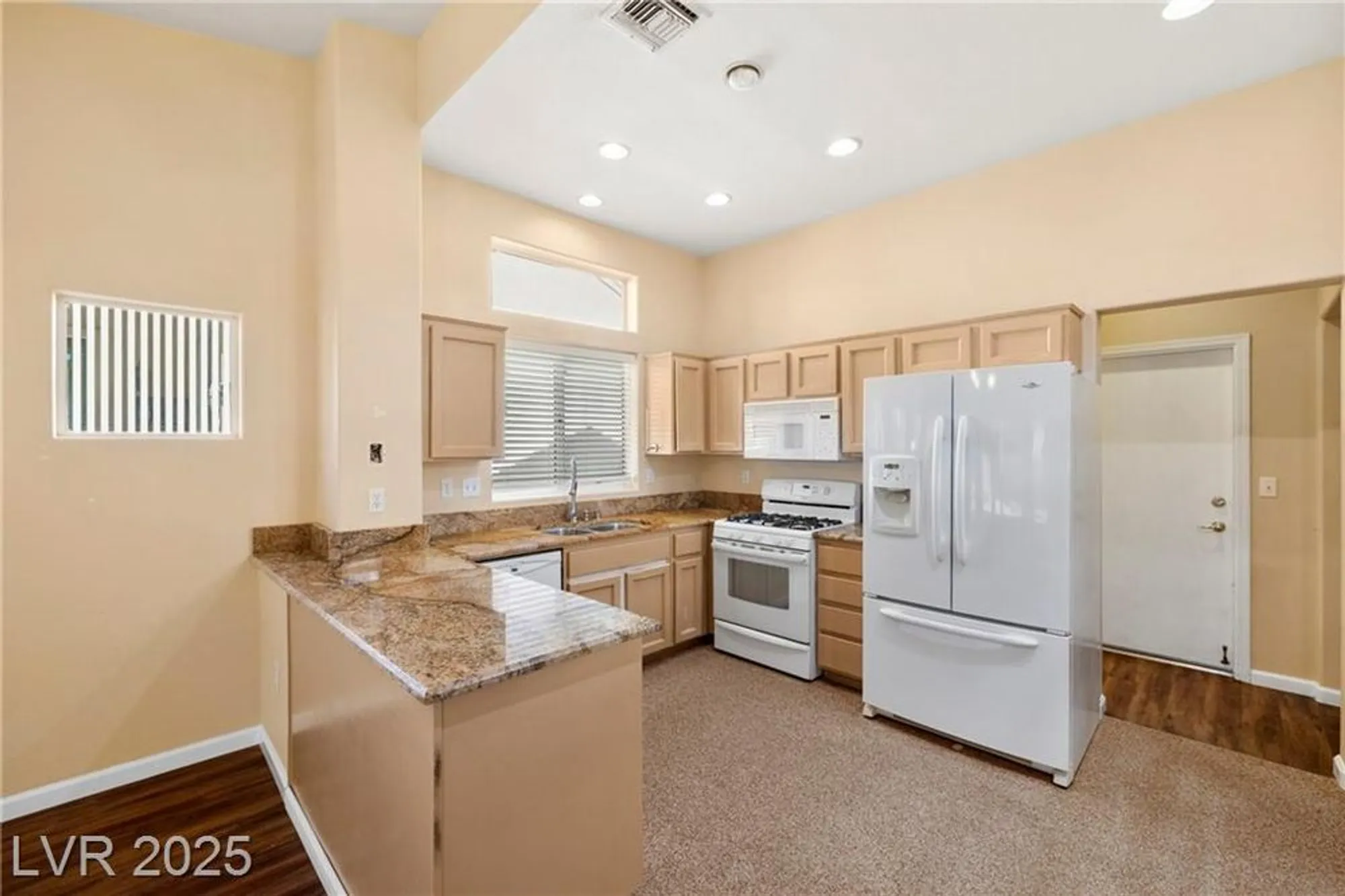 Property Slideshow image 25 of 38 | 2009 emery st, Las Vegas, NV, 89134