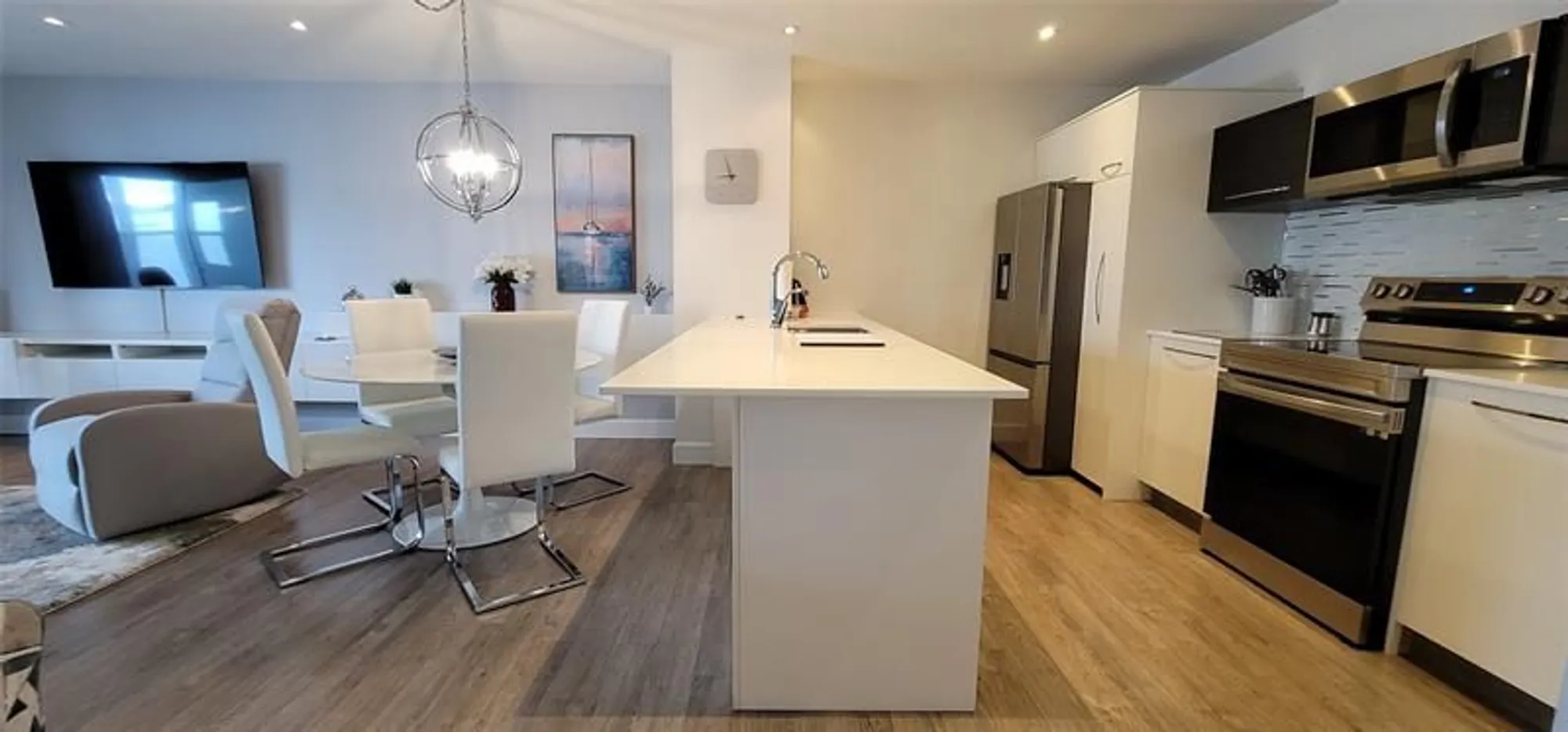 Property Slideshow image 2 of 43 | 4751 nw 21st st 112, Lauderhill, FL, 33313