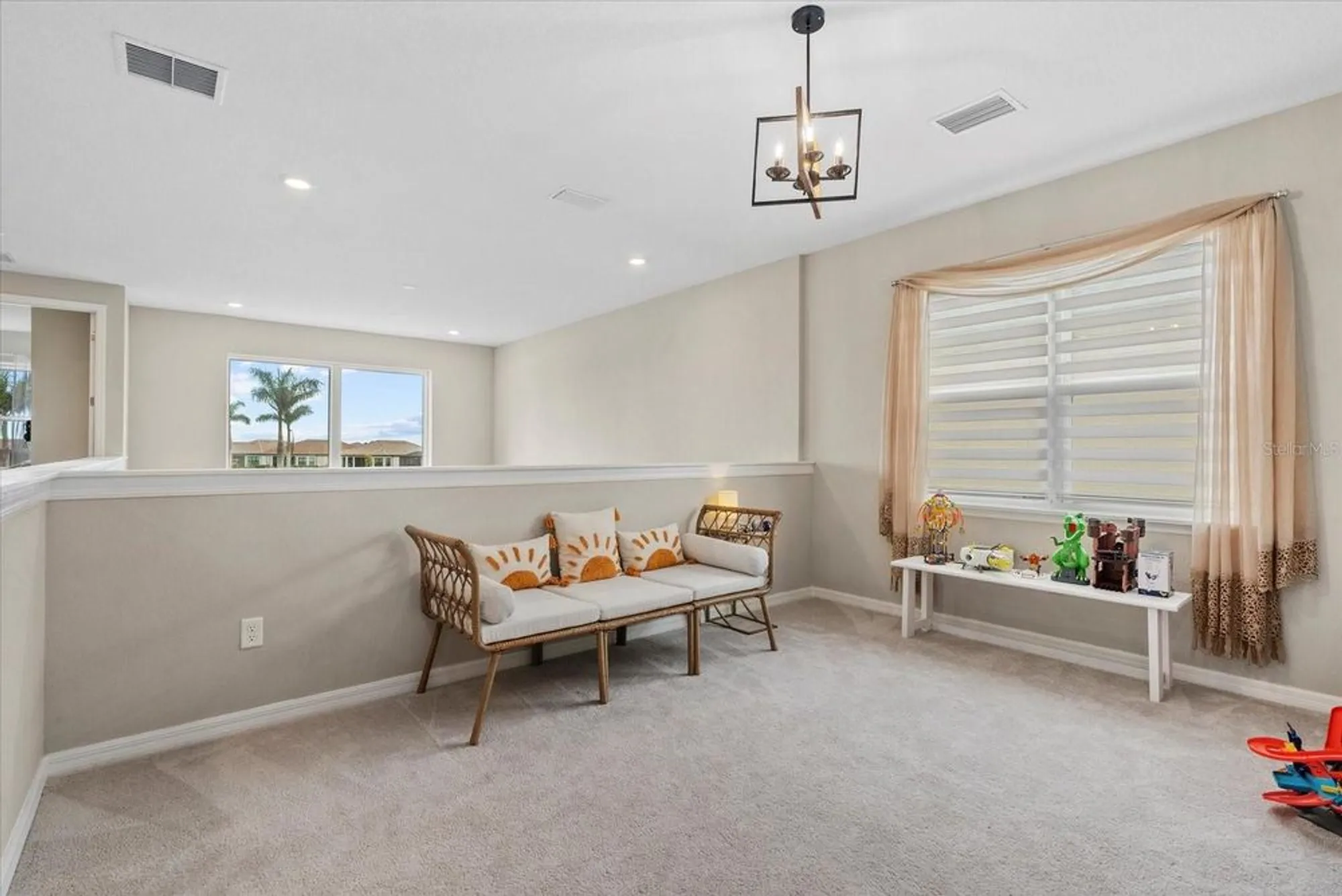 Property Slideshow image 25 of 71 | 10117 milky way cir, Sarasota, FL, 34241