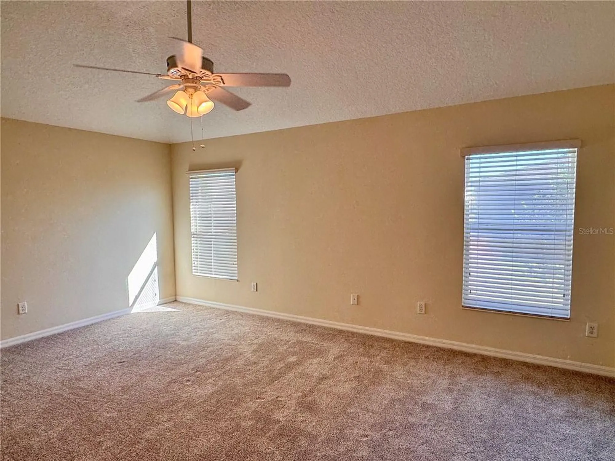 Property Slideshow image 12 of 30 | 2693 persimmon loop, The Villages, FL, 32162