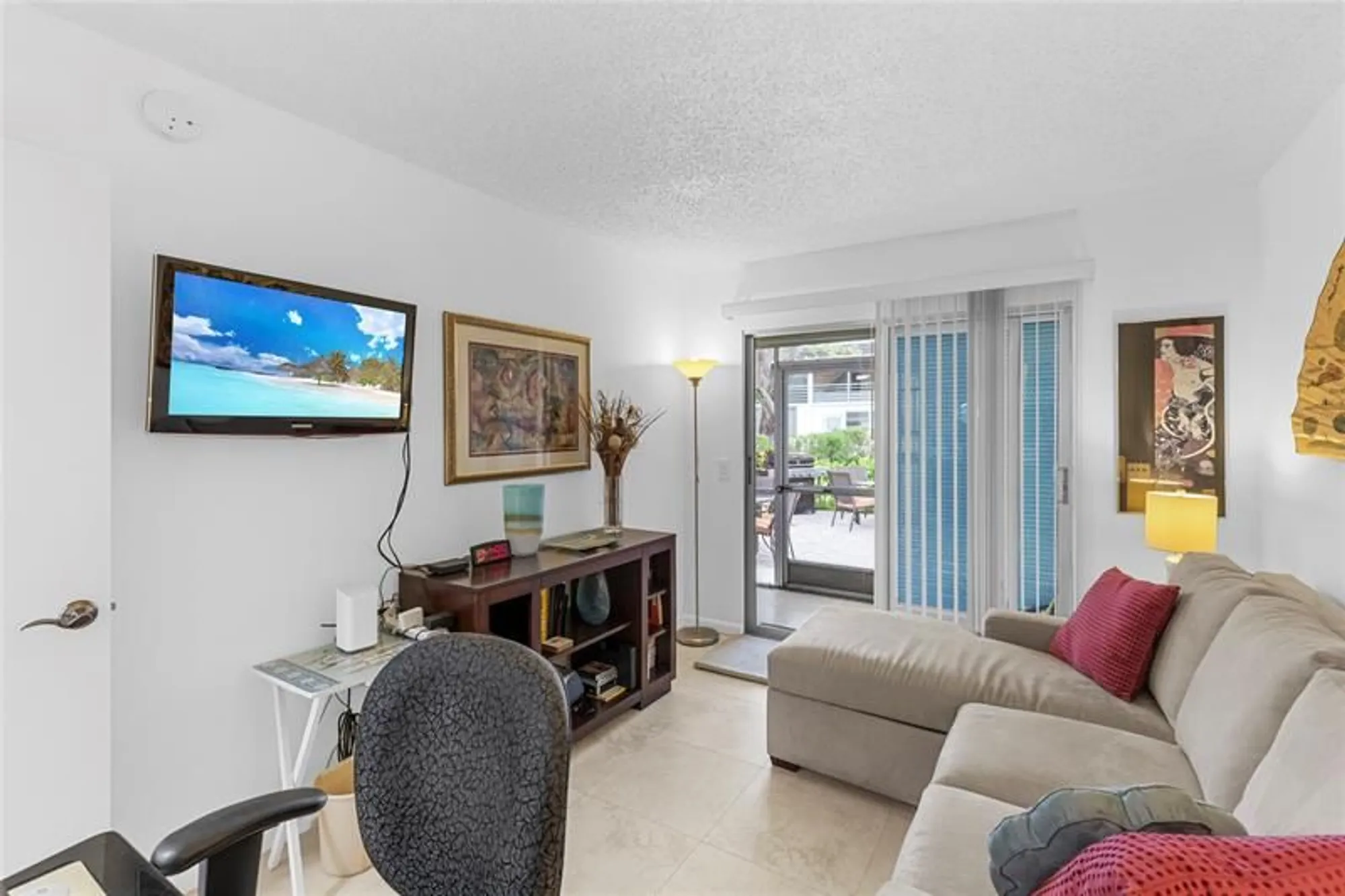 Property Slideshow image 24 of 60 | 210 oakridge n # 210, Deerfield Beach, FL, 33442
