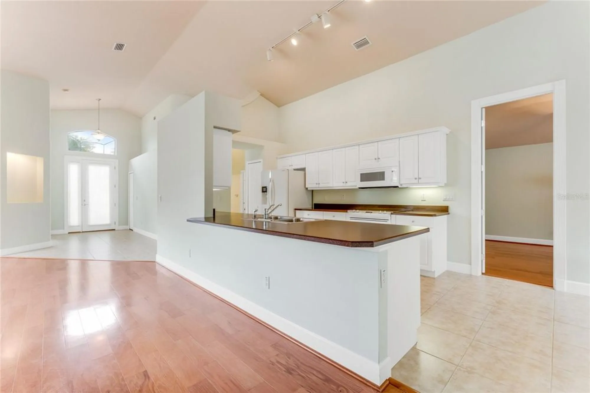 Property Slideshow image 7 of 40 | 1169 kilkenny ln, Ormond Beach, FL, 32174