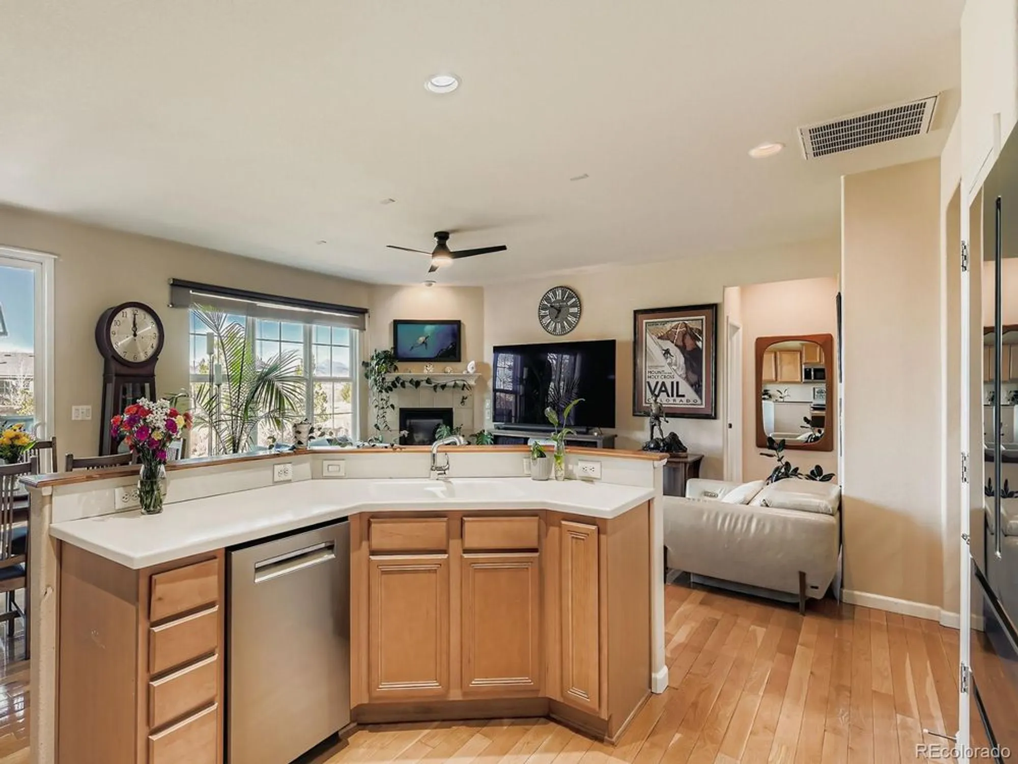 Property Slideshow image 10 of 29 | 16545 antero cir, Broomfield, CO, 80023