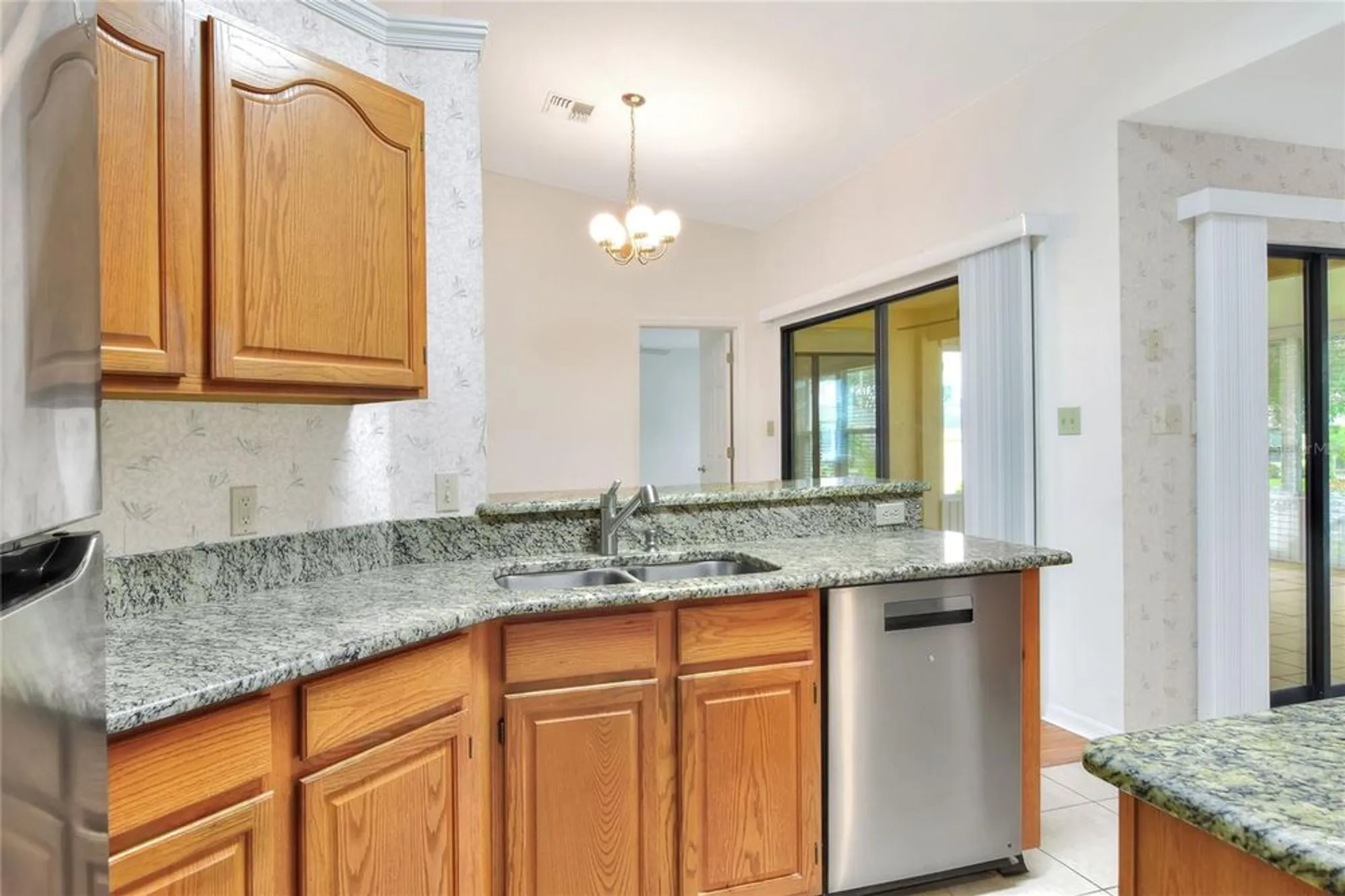 Property Slideshow image 16 of 44 | 5955 chickadee dr, Lakeland, FL, 33809