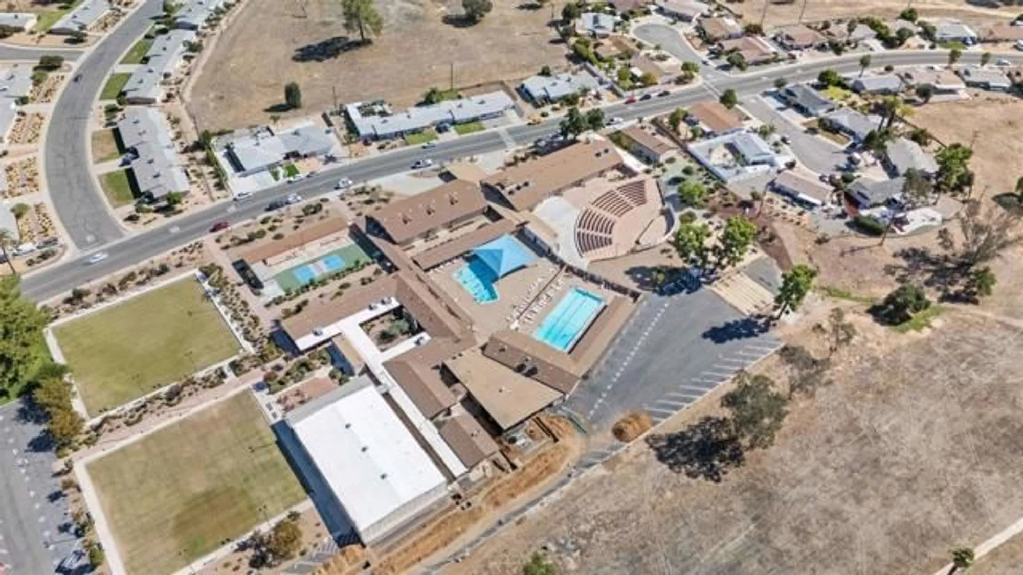 Property Slideshow image 24 of 28 | 25768 roanoke rd, Sun City, CA, 92586