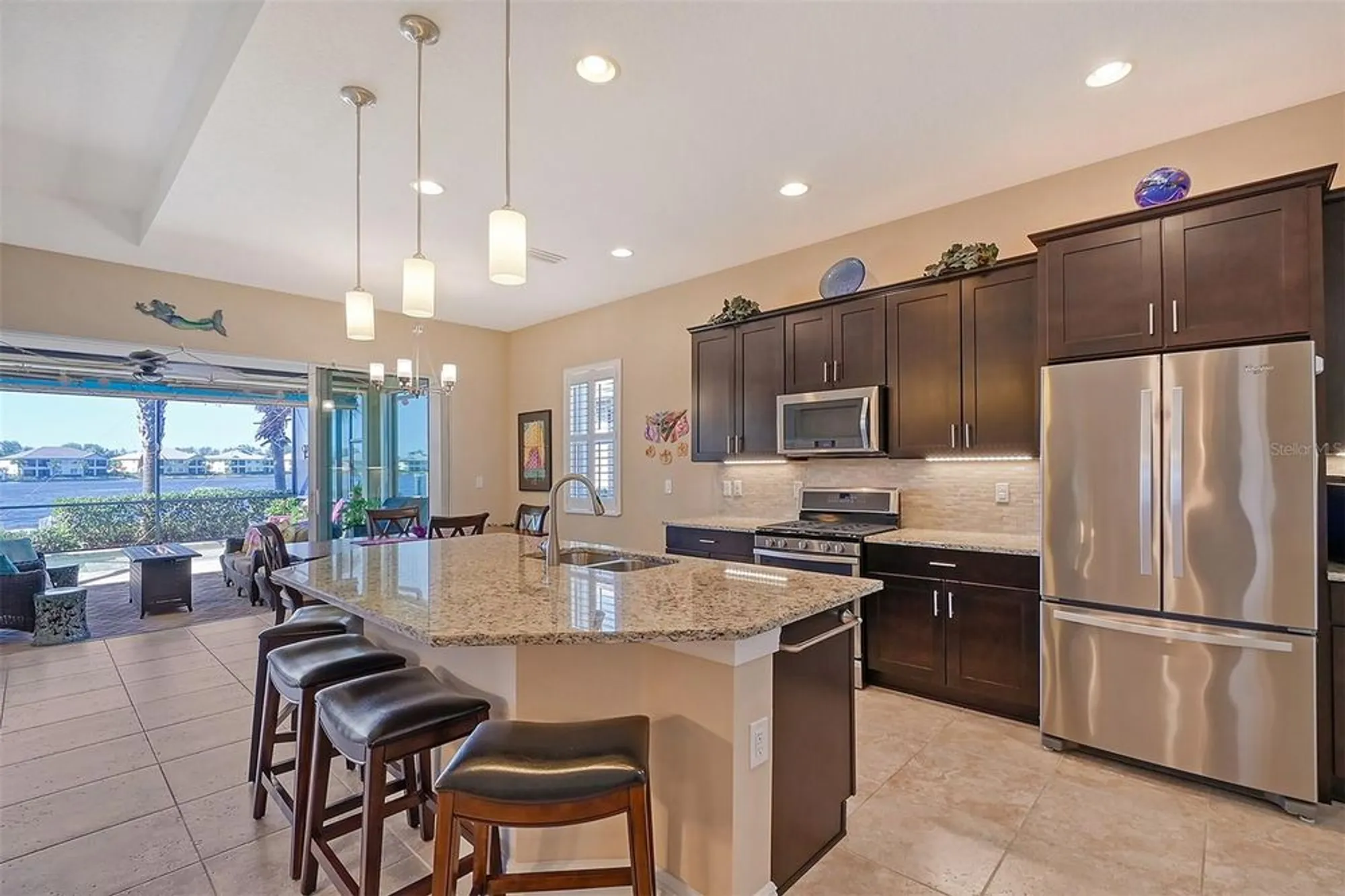 Property Slideshow image 11 of 100 | 1014 overlook ct, Bradenton, FL, 34208