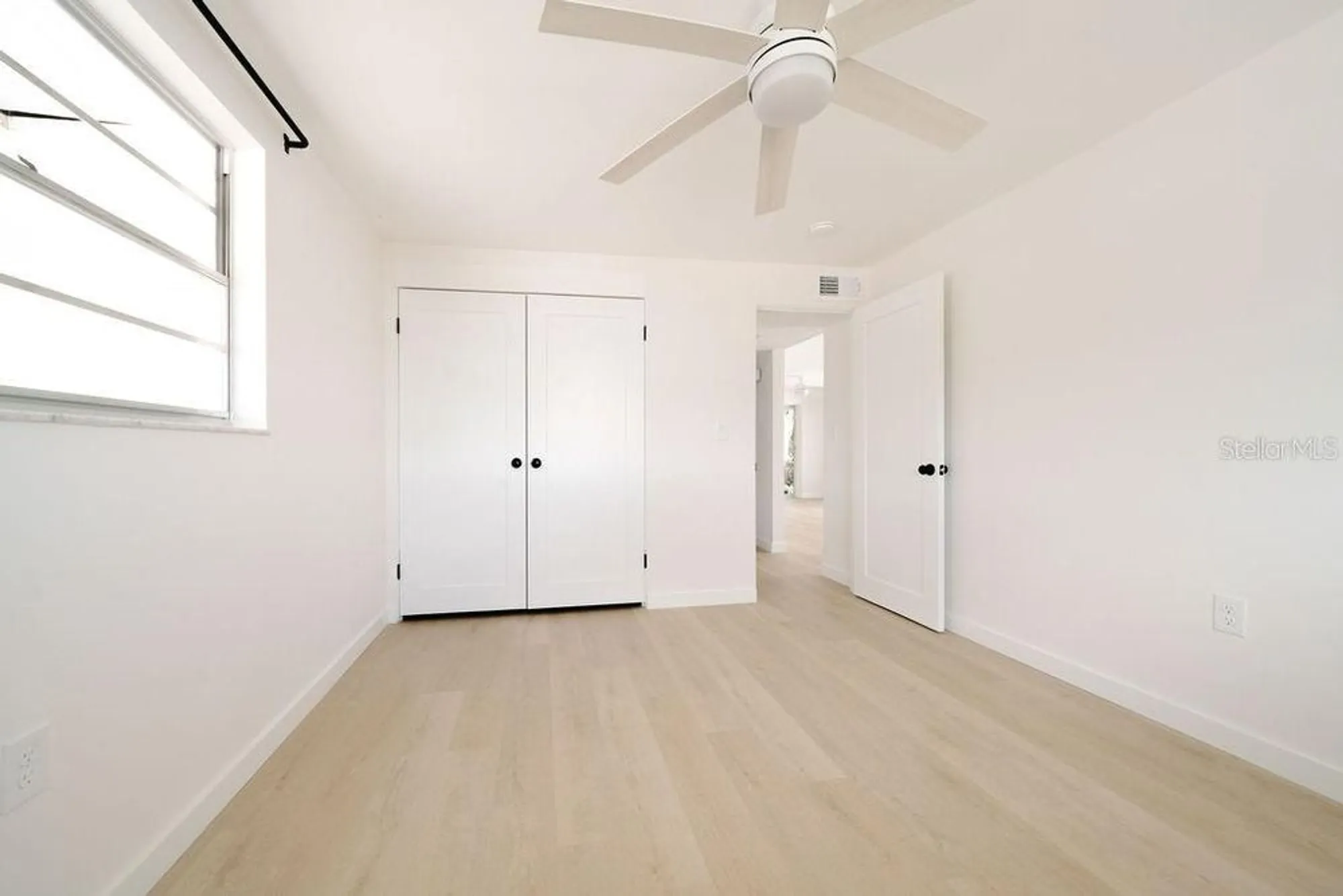 Property Slideshow image 12 of 34 | 669 spanish dr n # 21, Longboat Key, FL, 34228