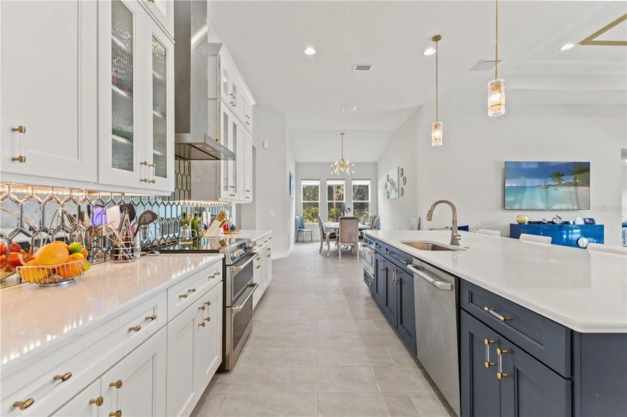 Property Slideshow image 20 of 92 | 13444 trailing moss dr, Dade City, FL, 33525