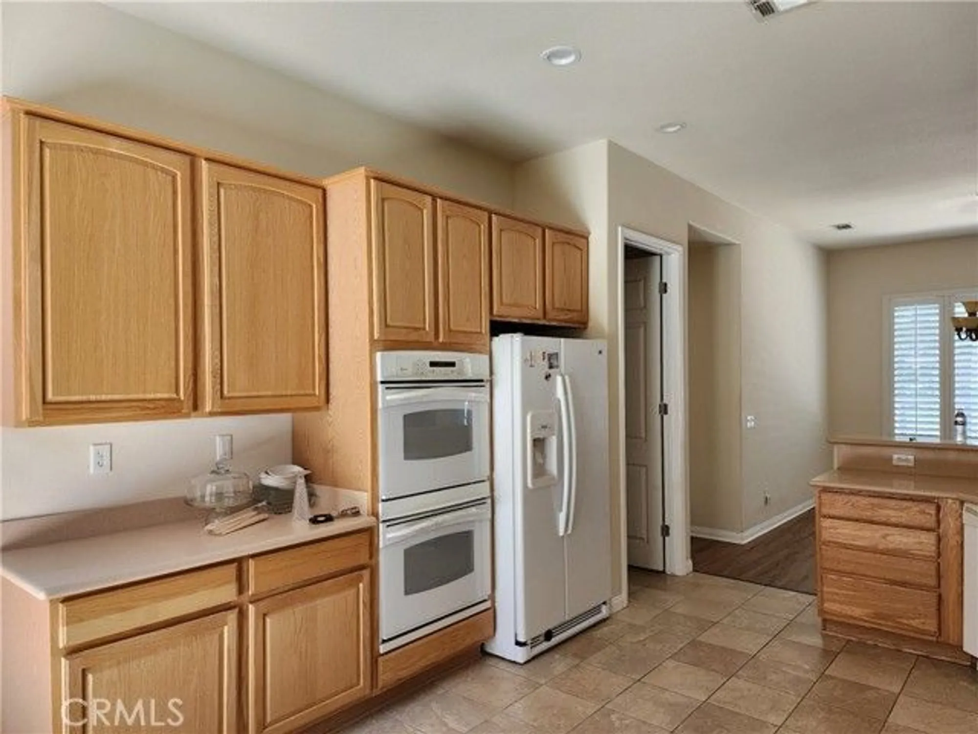 Property Slideshow image 6 of 10 | 10767 katepwa st, Apple Valley, CA, 92308