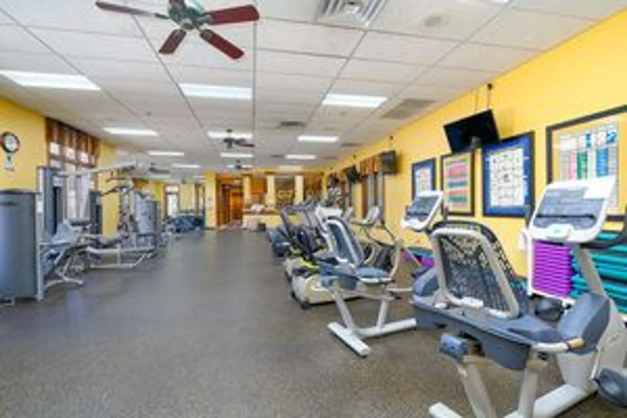 Property Slideshow image 39 of 39 | 1611 benzie cir, Romeoville, IL, 60446