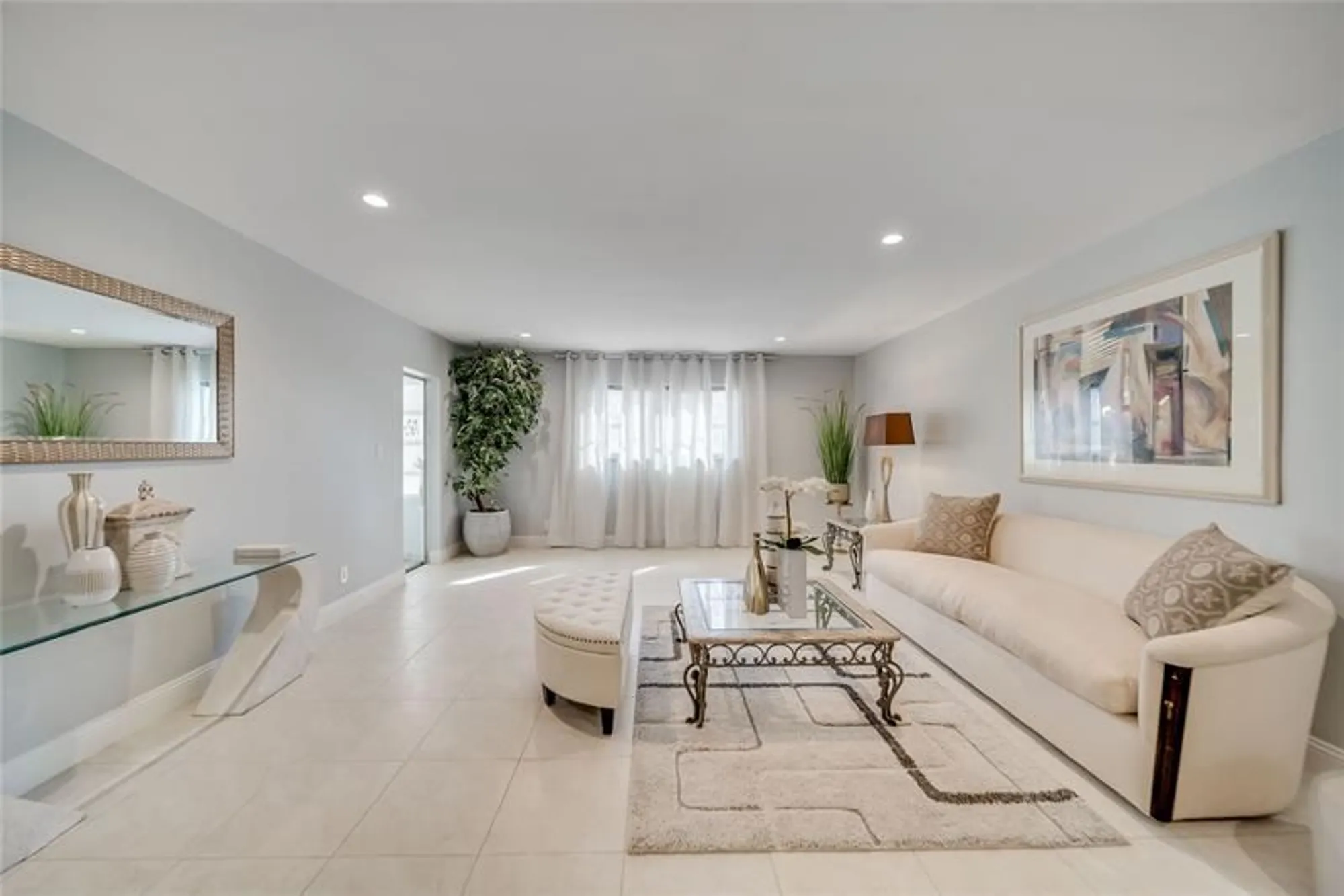 Property Slideshow image 12 of 43 | 2271 nw 47th ter 107, Lauderhill, FL, 33313